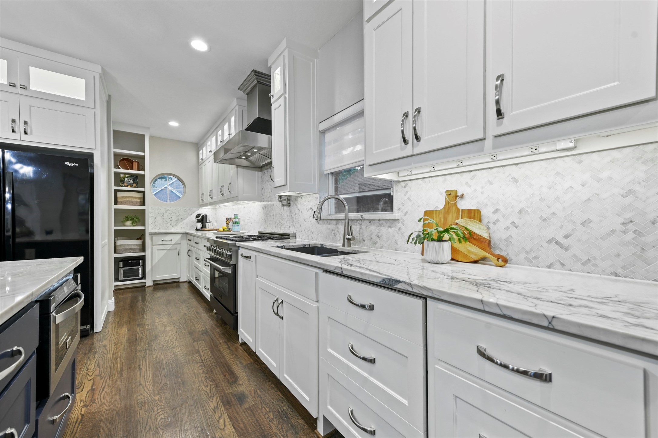3804 Maywood Drive