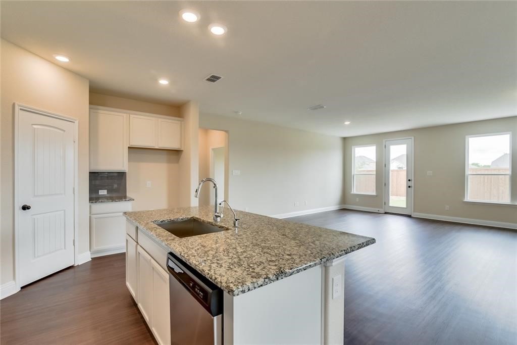 3417 Alamosa River Drive