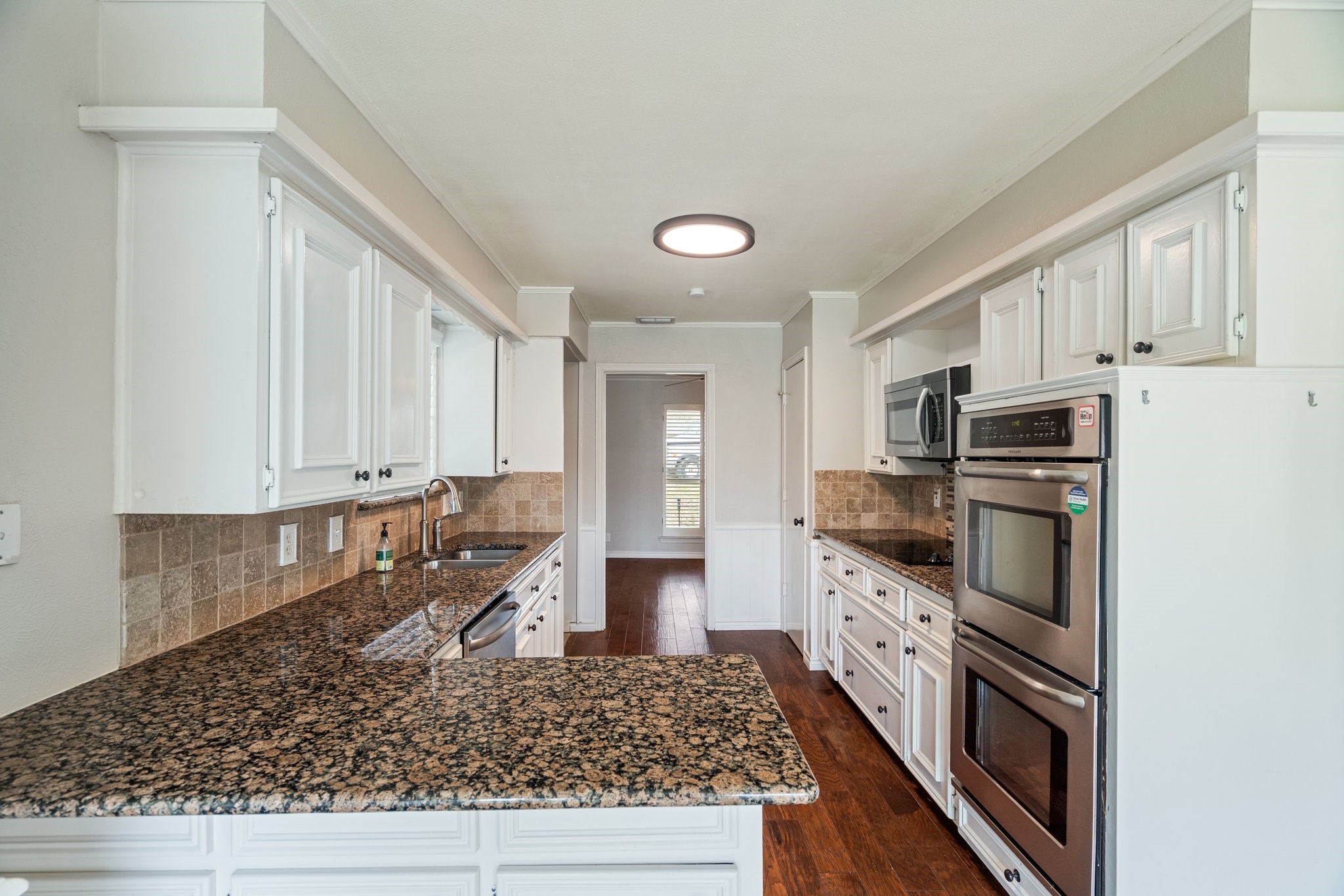 2424 Heather Hill Lane