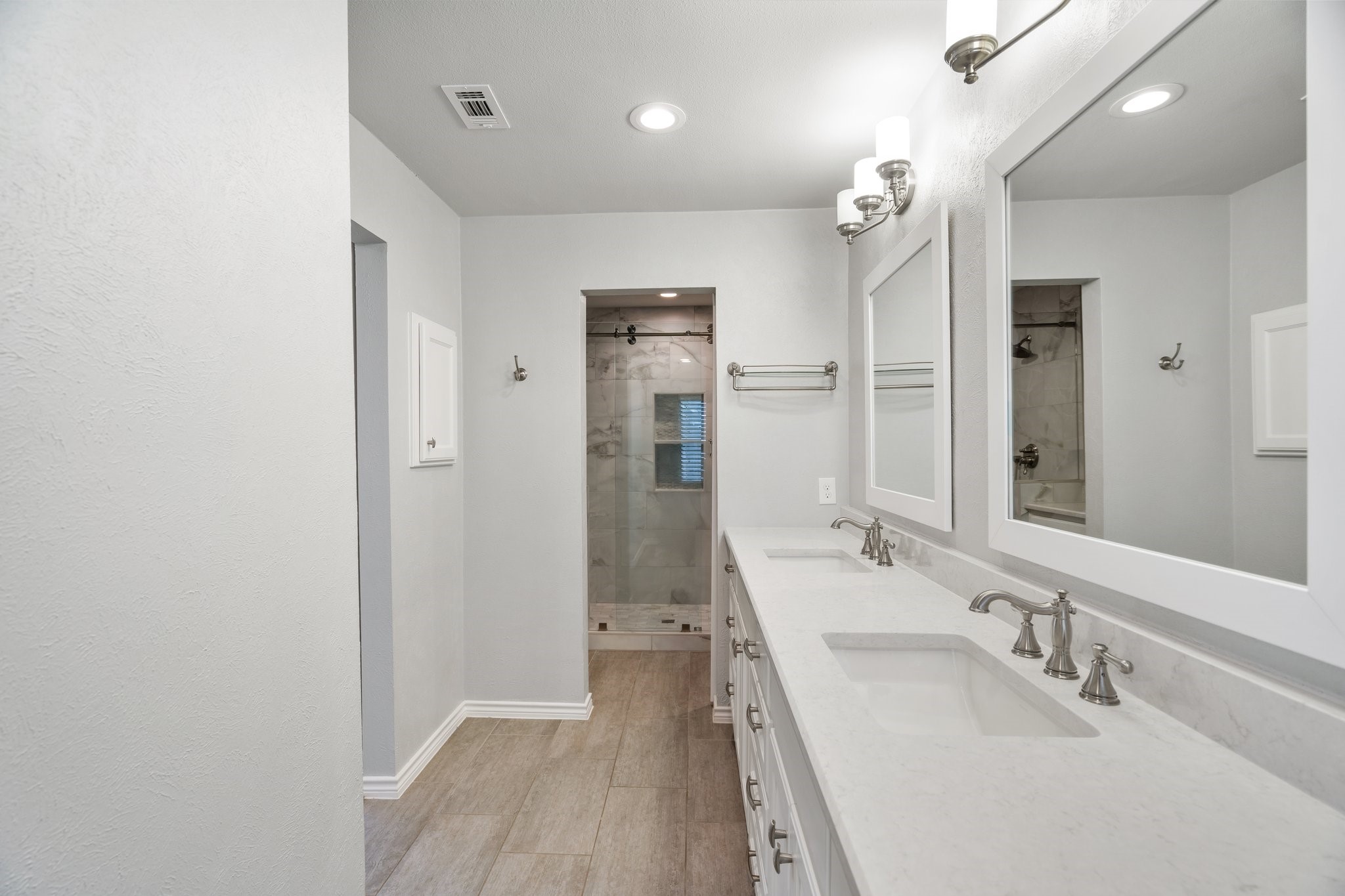 2424 Heather Hill Lane