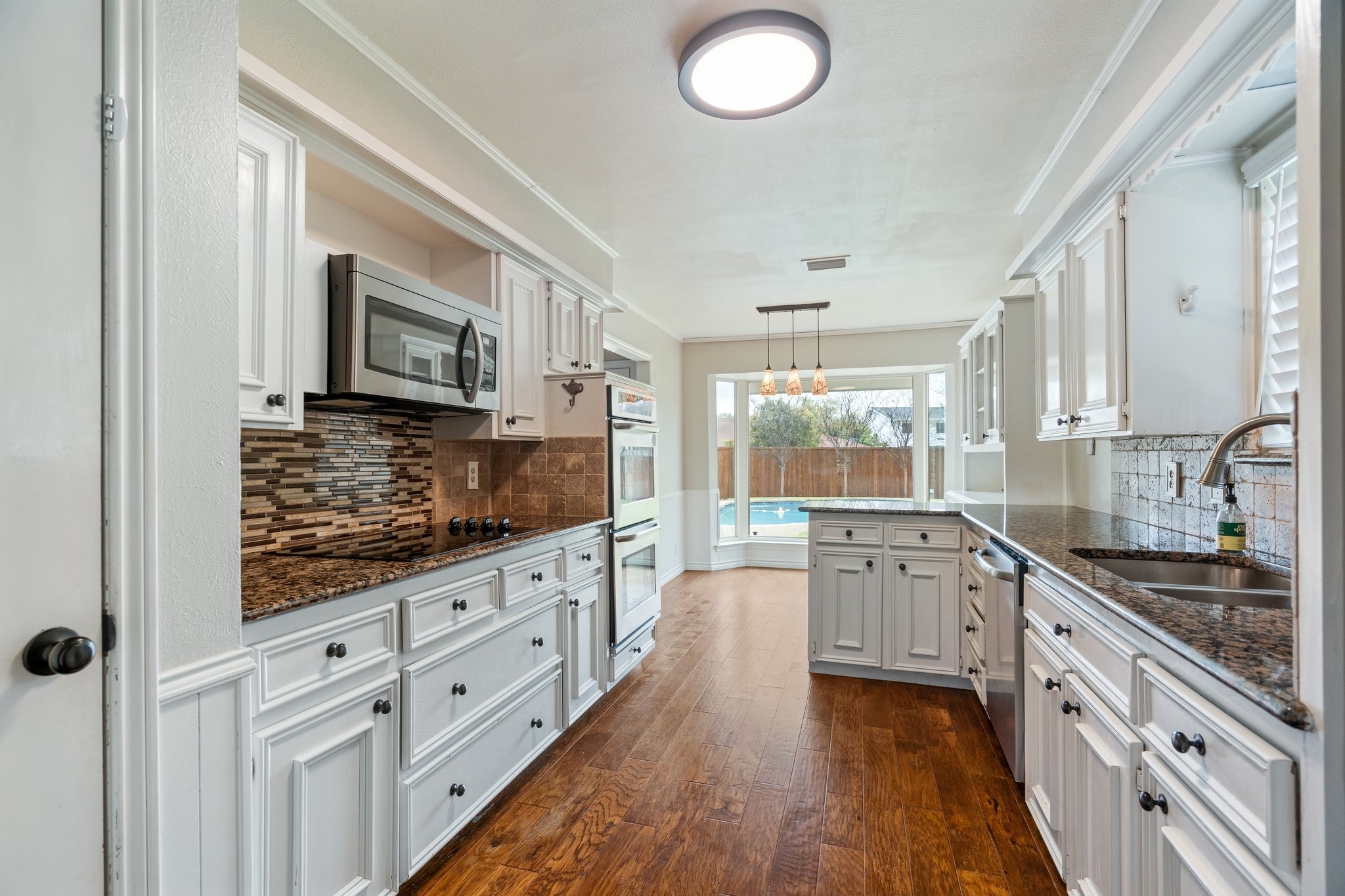 2424 Heather Hill Lane