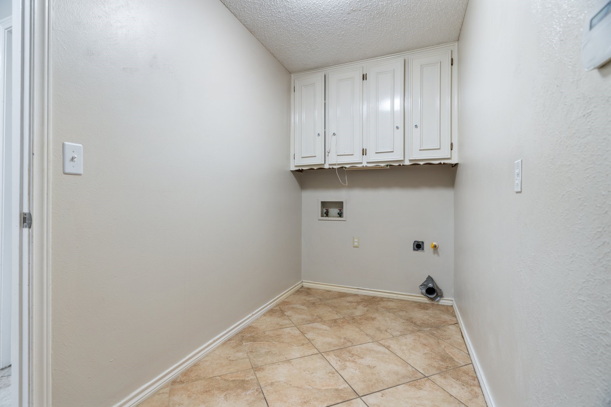 2424 Heather Hill Lane