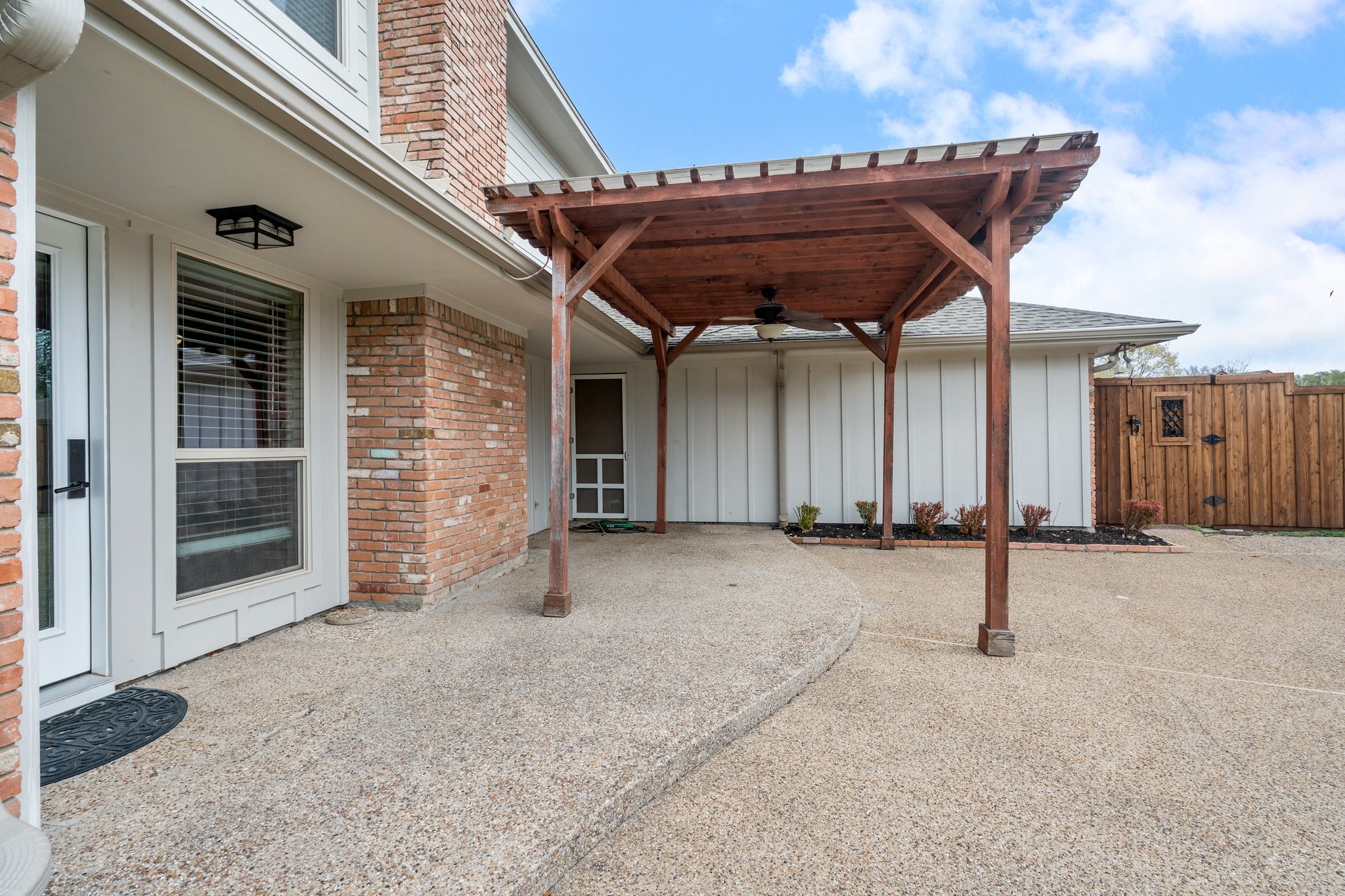 2424 Heather Hill Lane