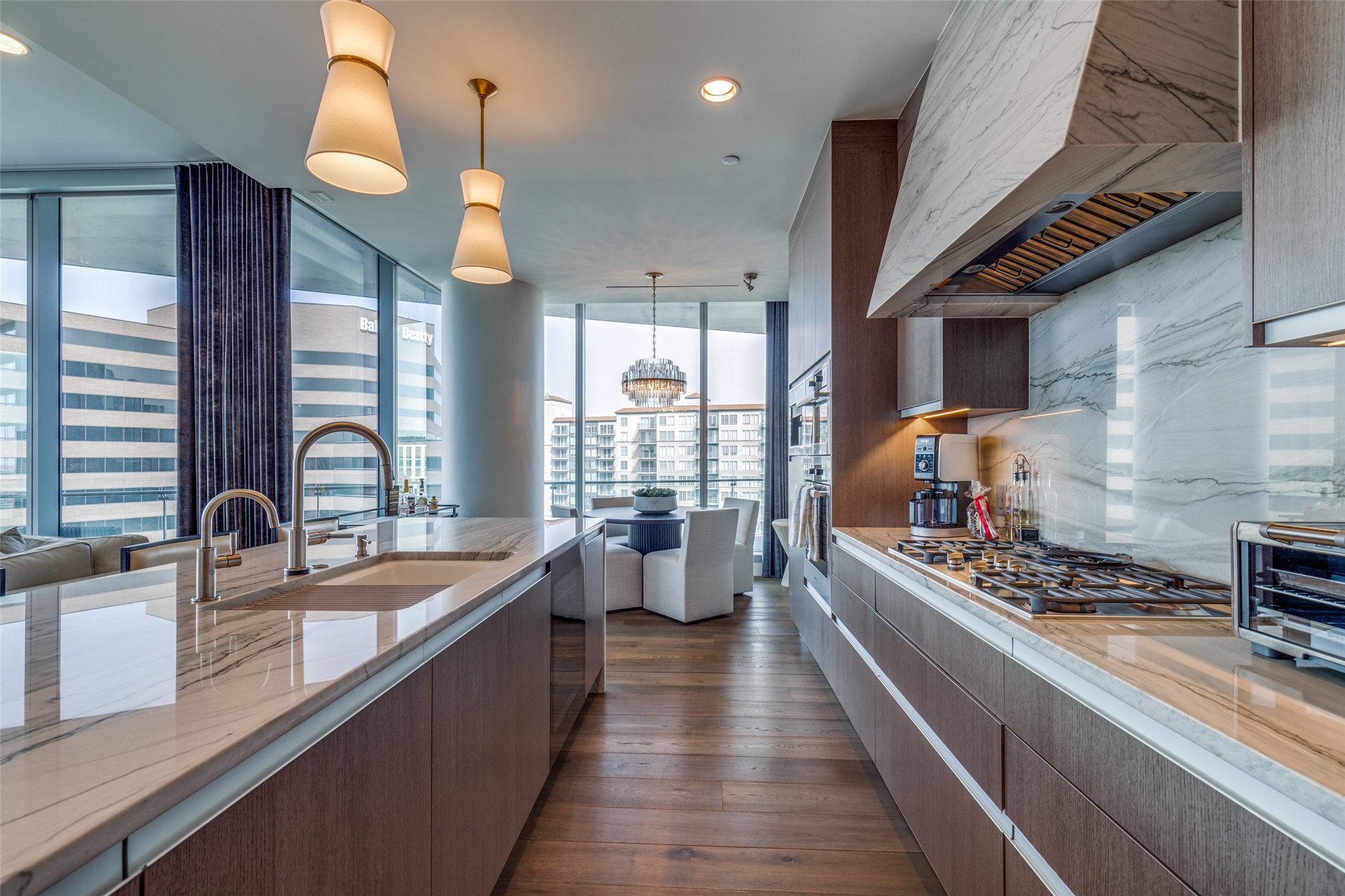 3130 N Harwood Street 1104