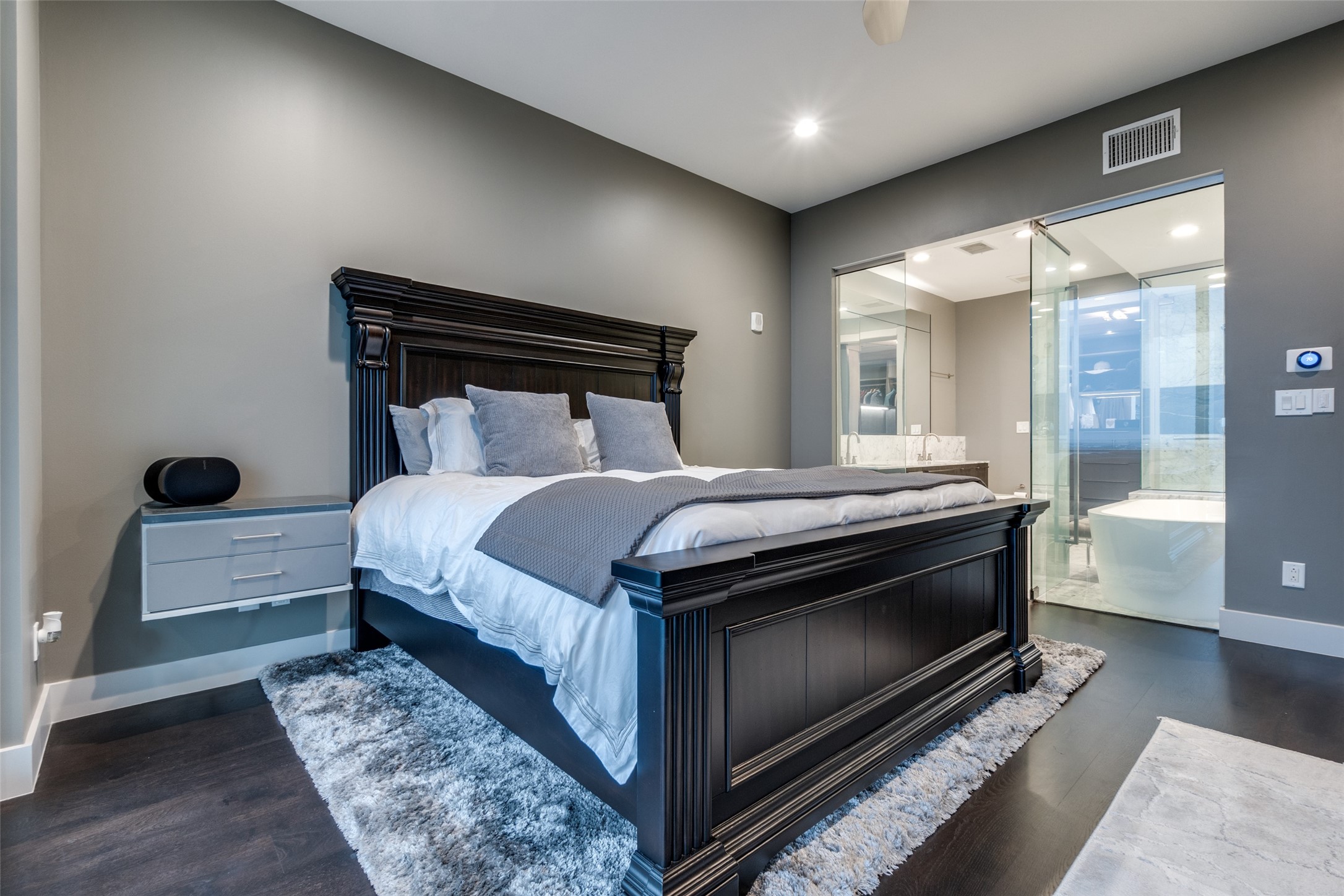 3130 N Harwood Street 1903