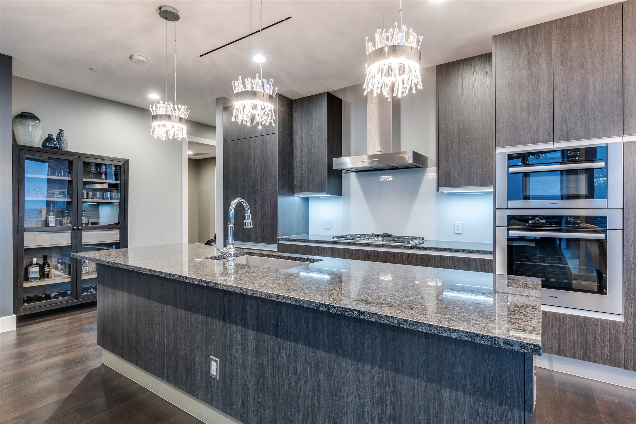 3130 N Harwood Street 1903