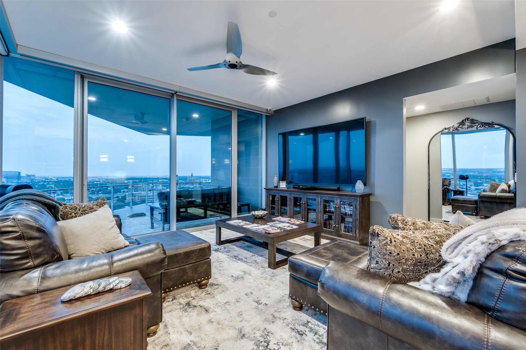 3130 N Harwood Street 1903