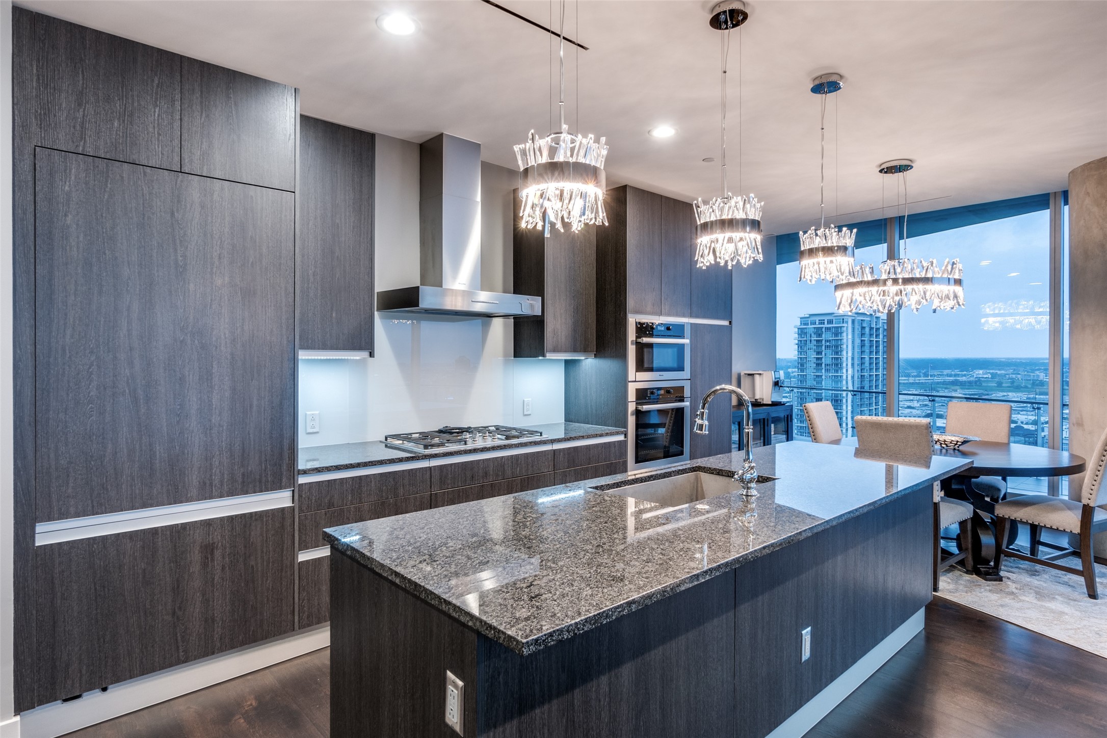 3130 N Harwood Street 1903