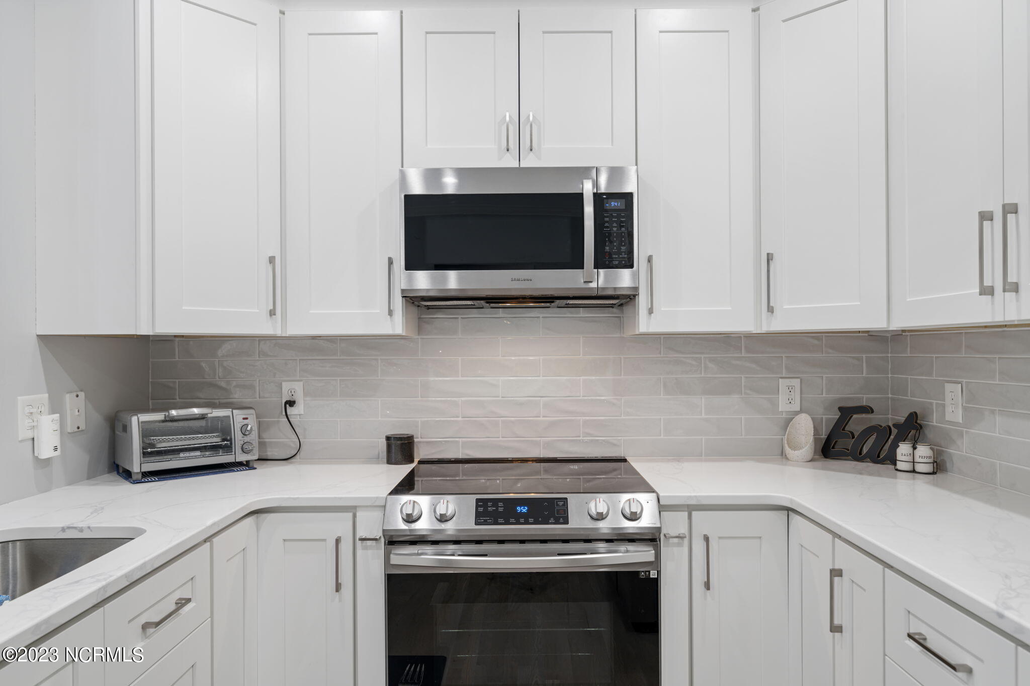 227 Silver Sloop Way