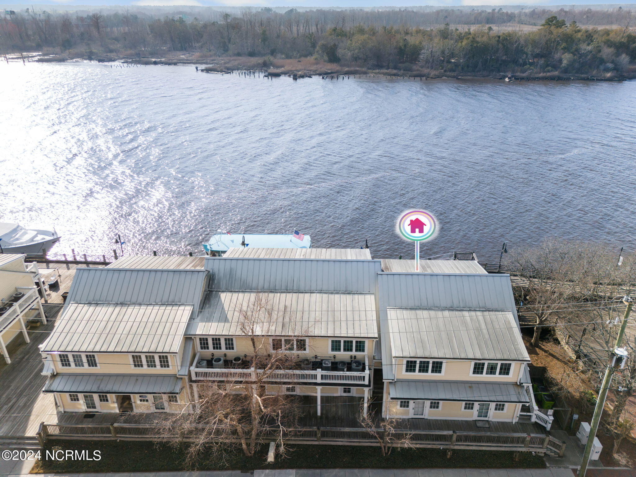 212 S Water Street, 2-M