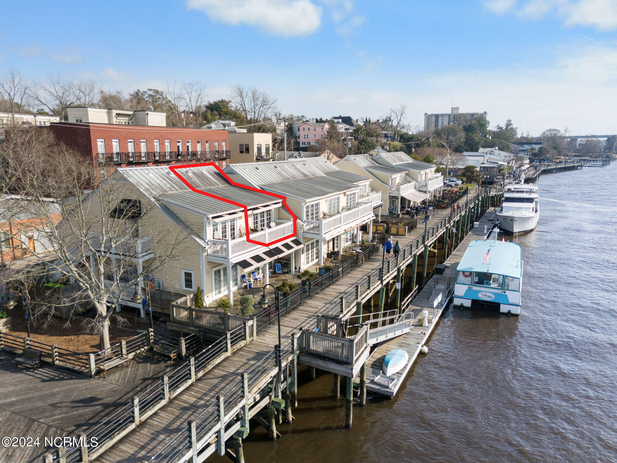 212 S Water Street, 2-M