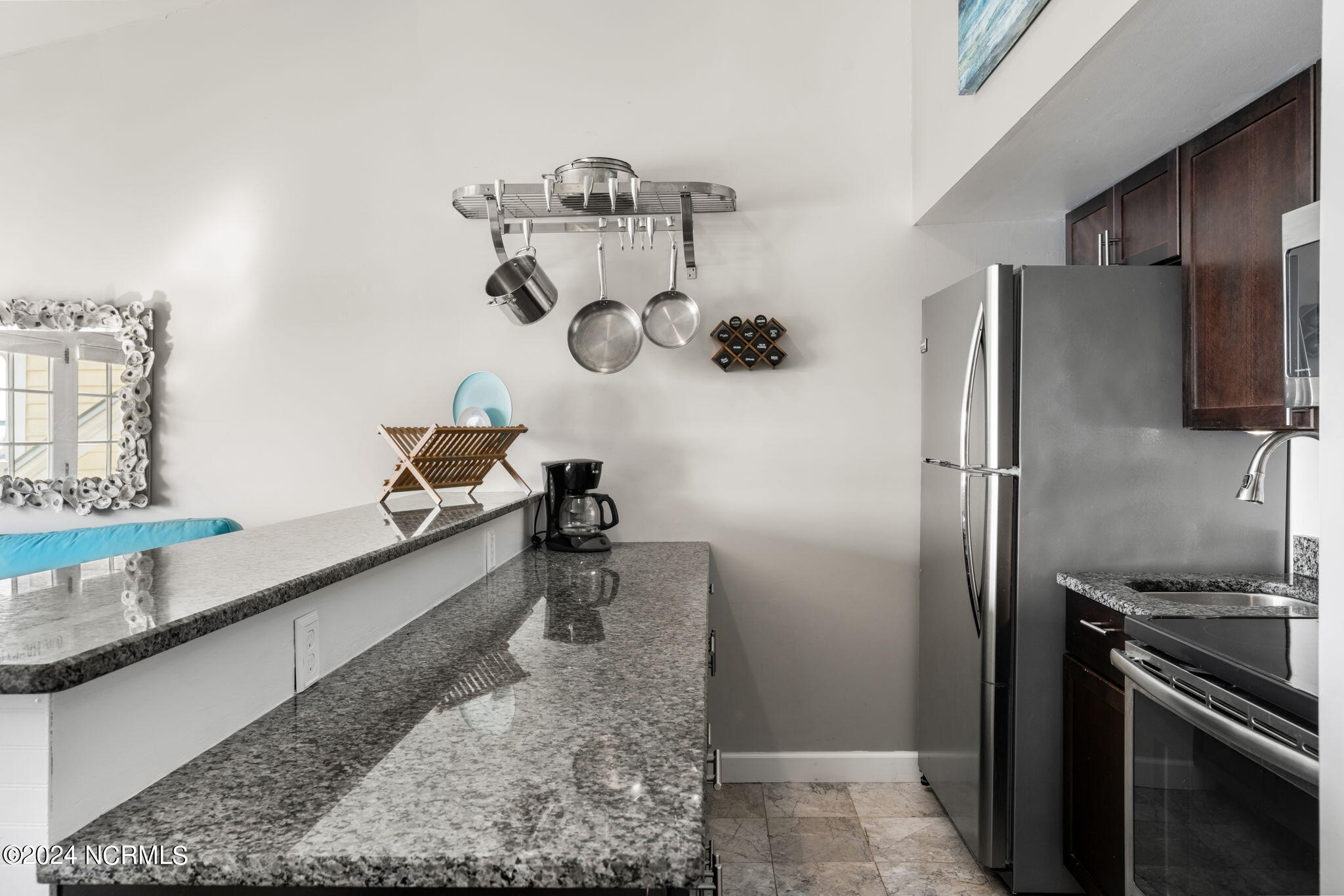 212 S Water Street, 2-M