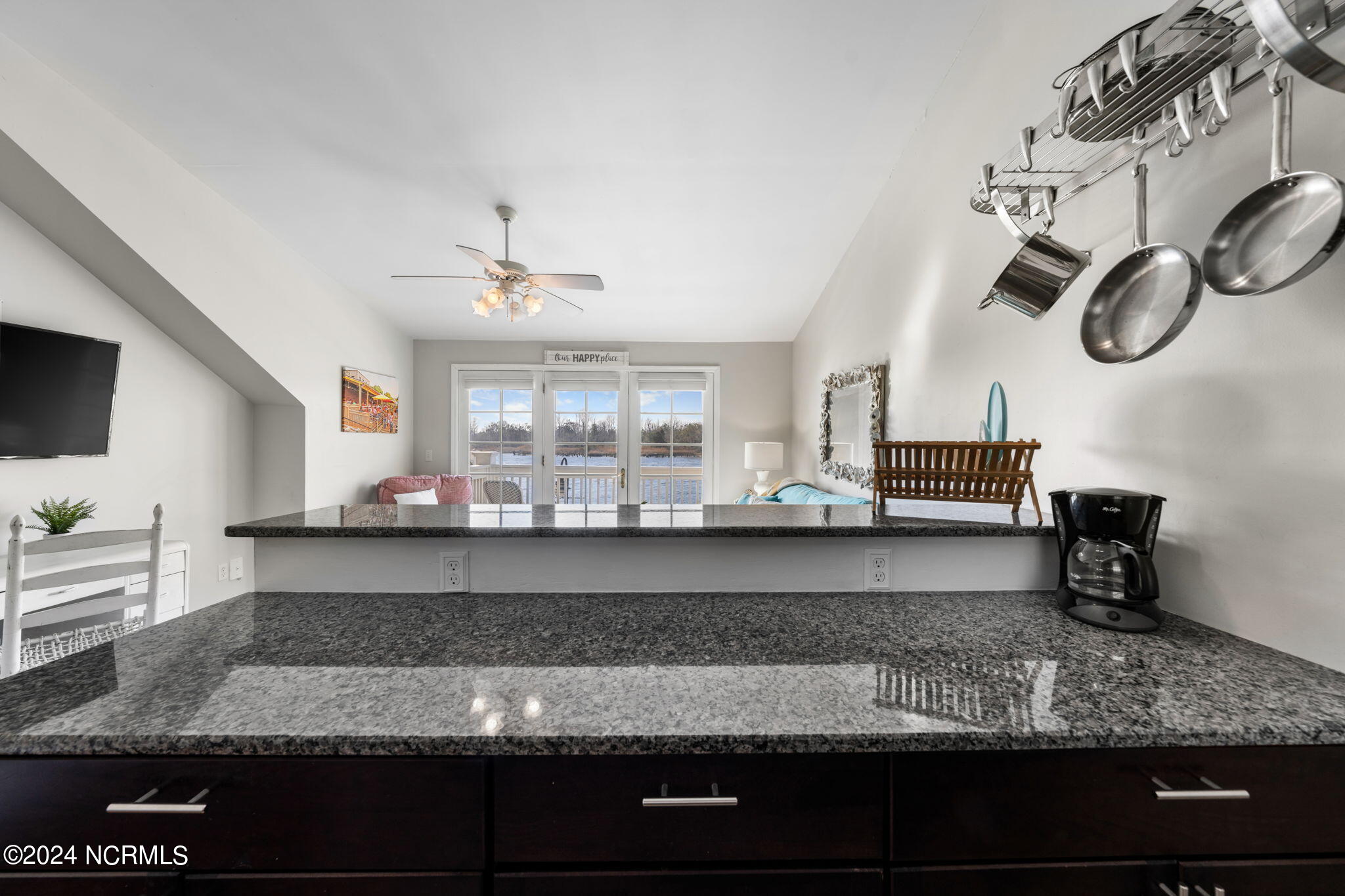 212 S Water Street, 2-M