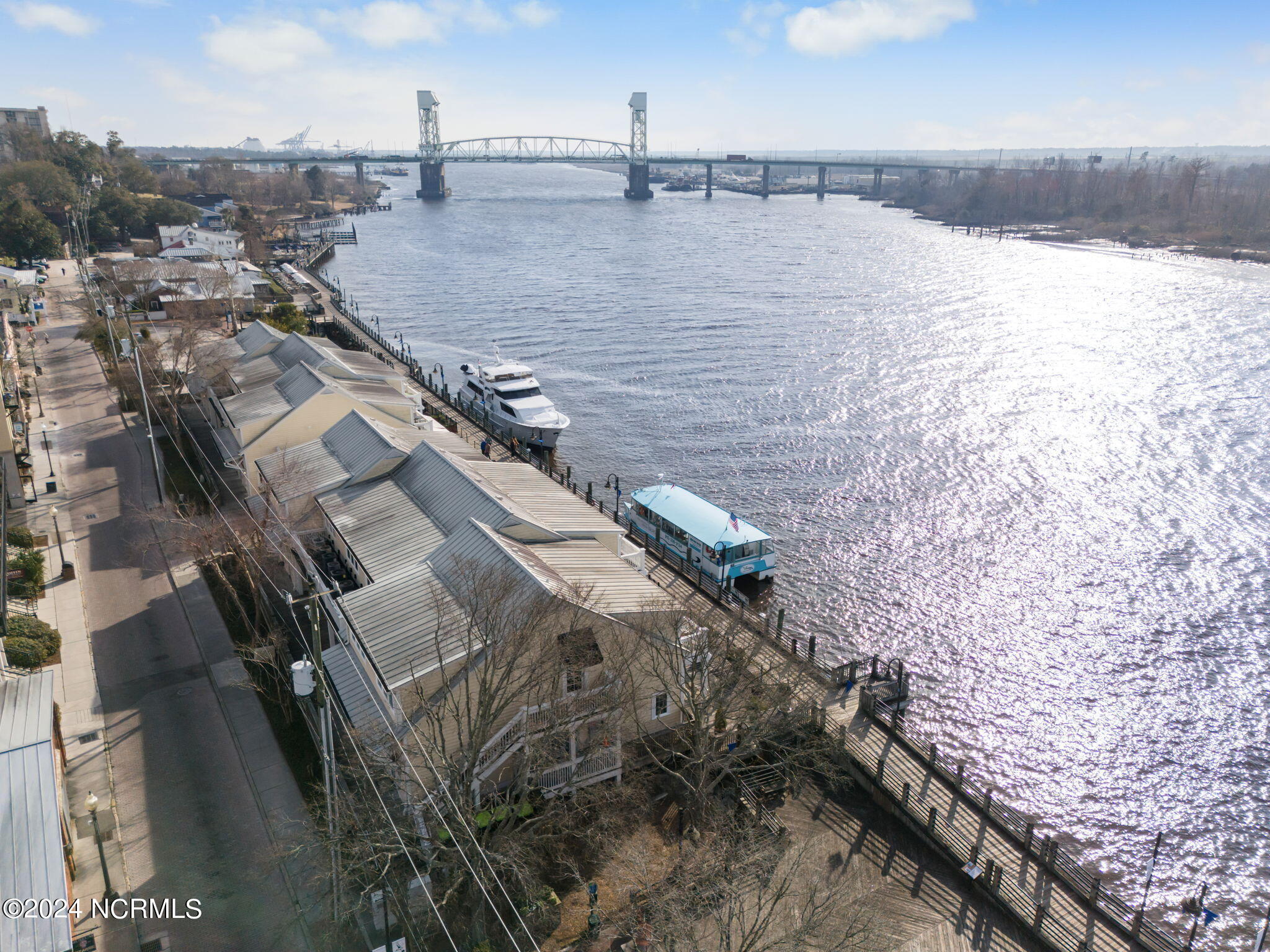 212 S Water Street, 2-M