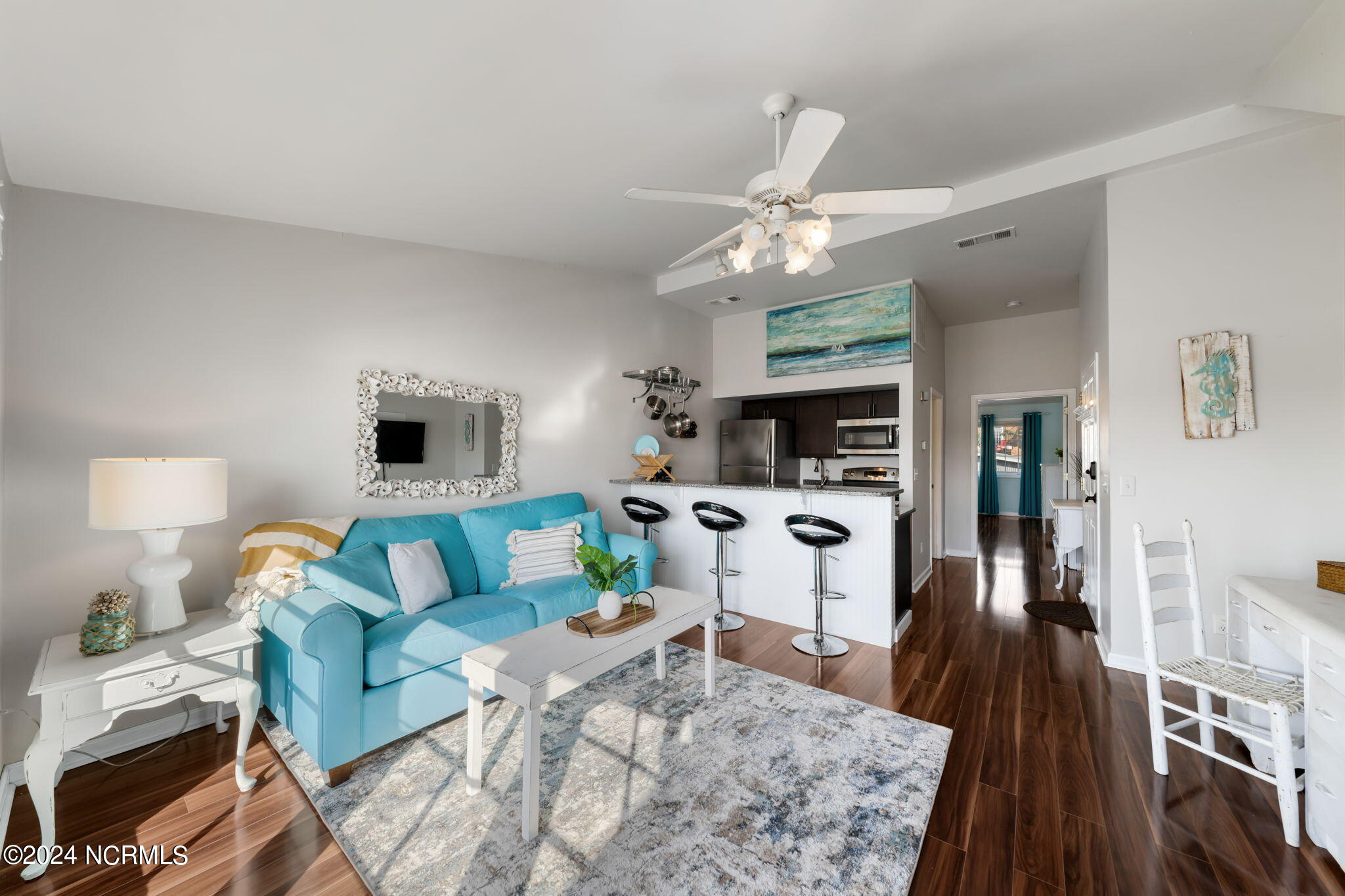 212 S Water Street, 2-M