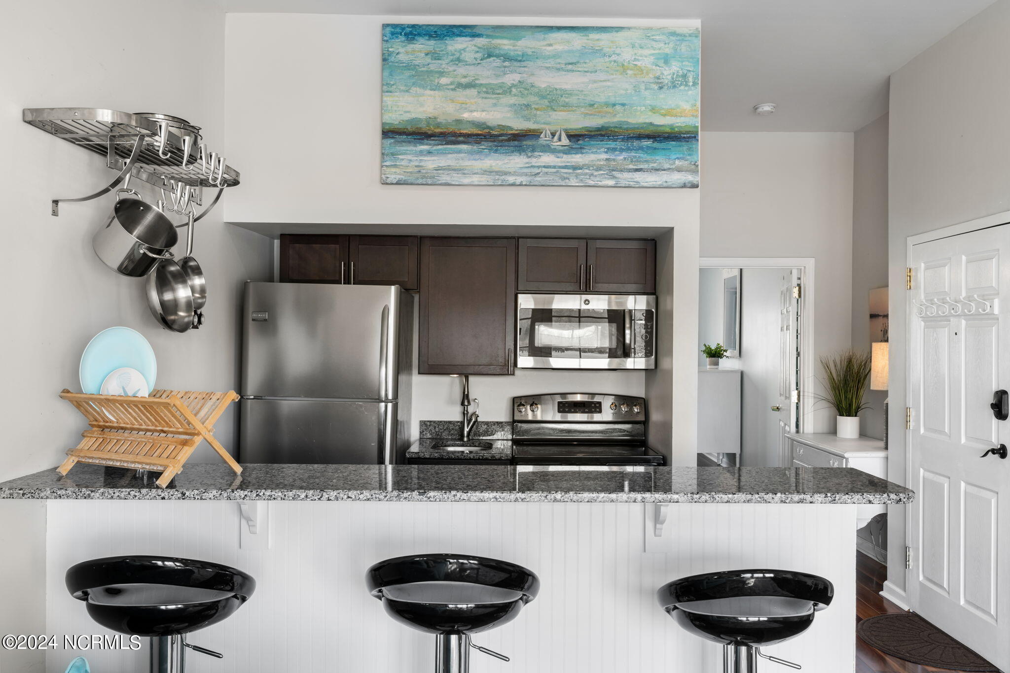 212 S Water Street, 2-M