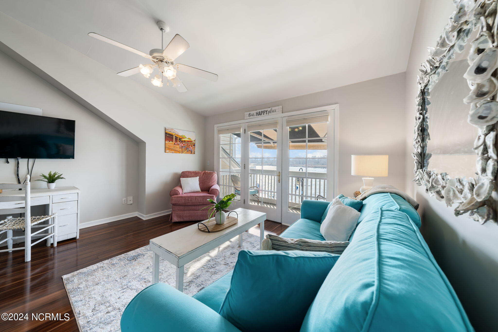 212 S Water Street, 2-M