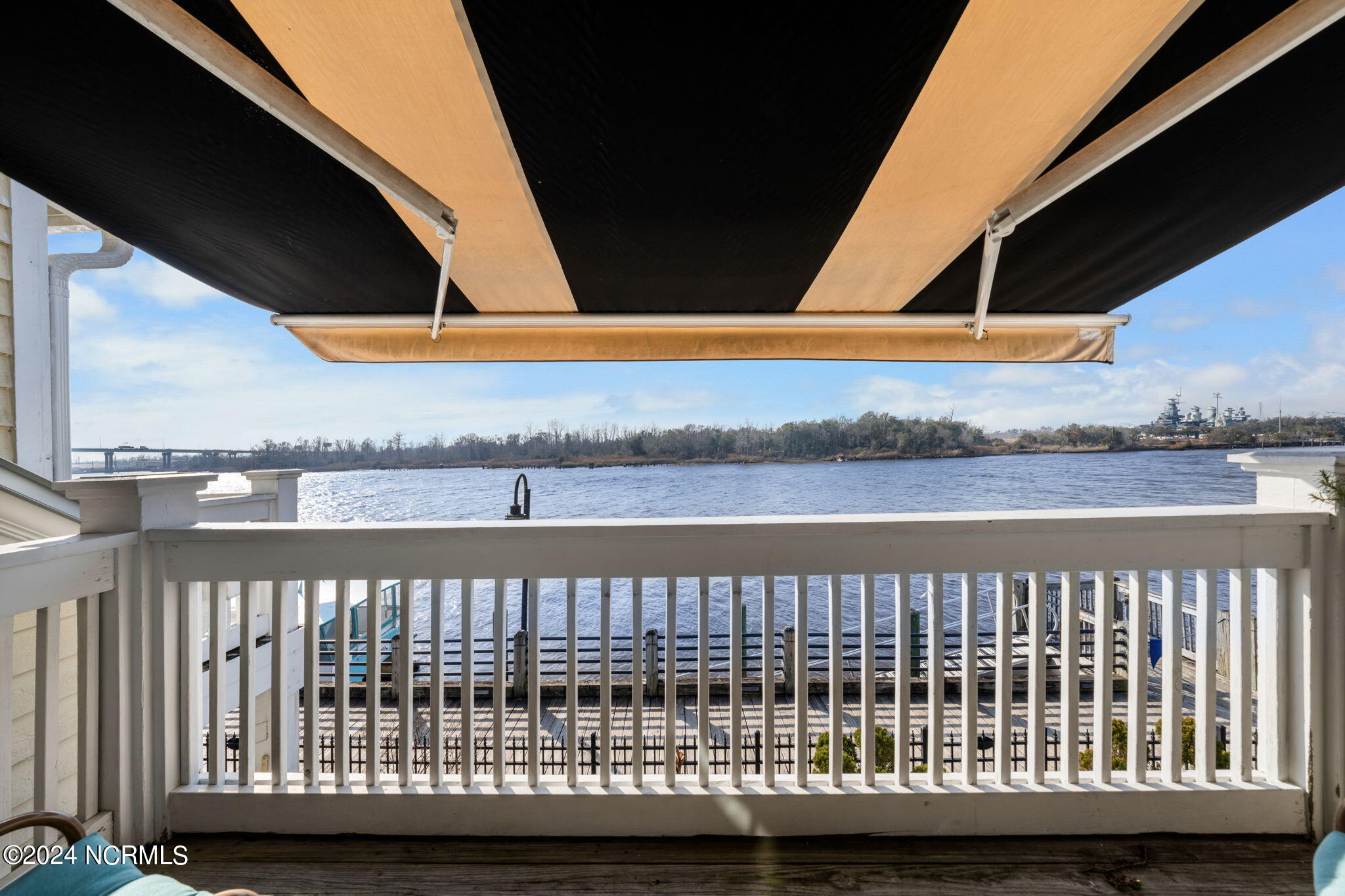 212 S Water Street, 2-M