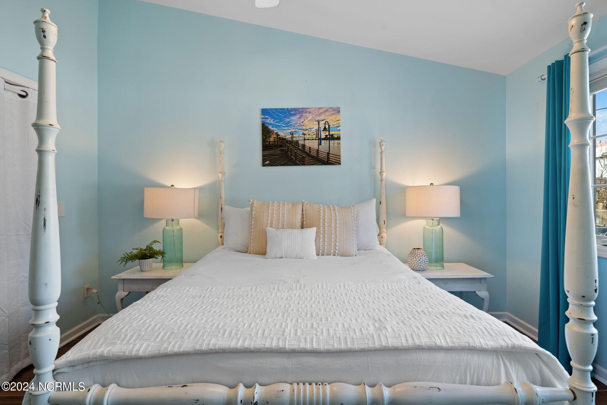 212 S Water Street, 2-M