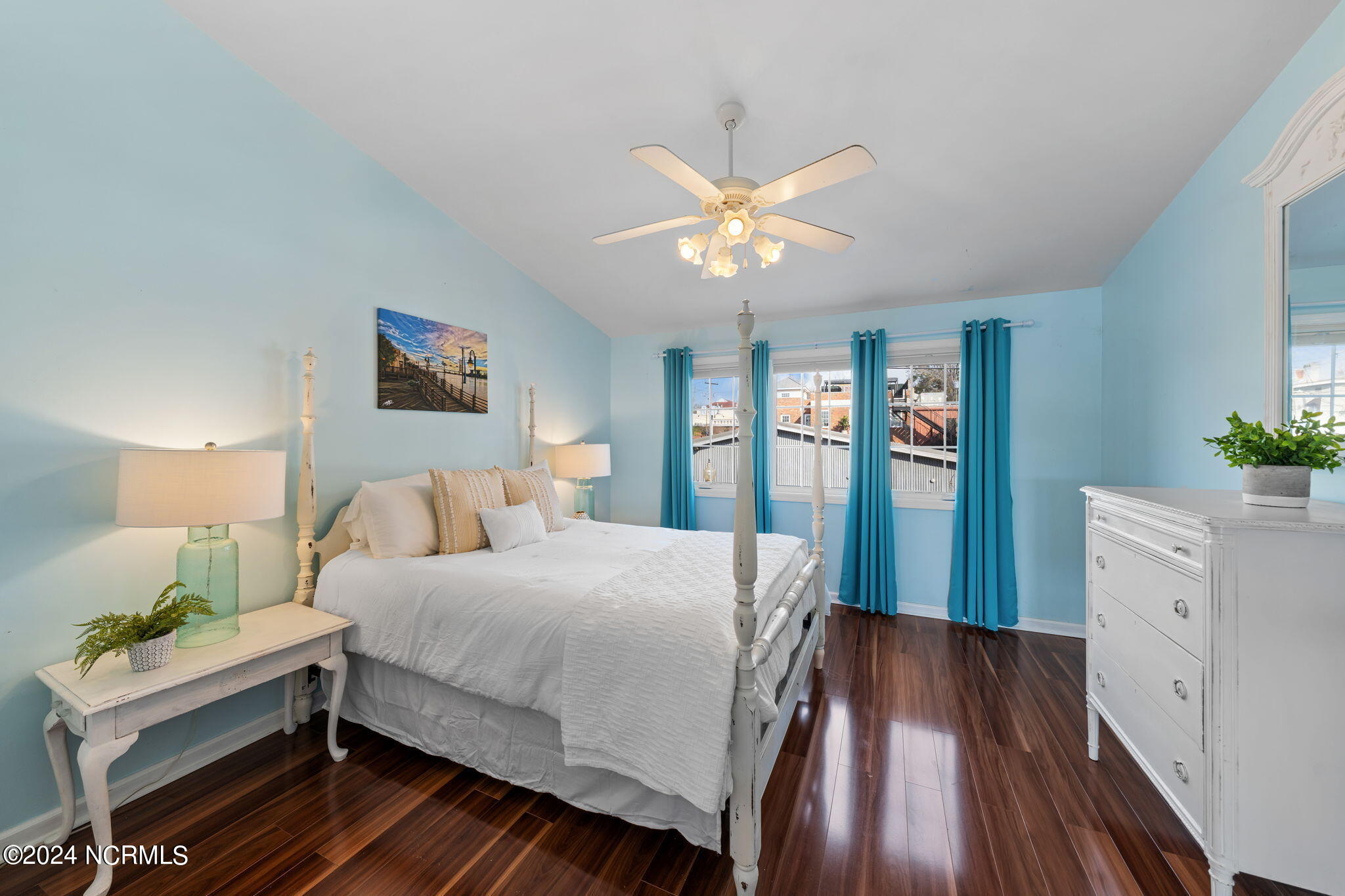 212 S Water Street, 2-M