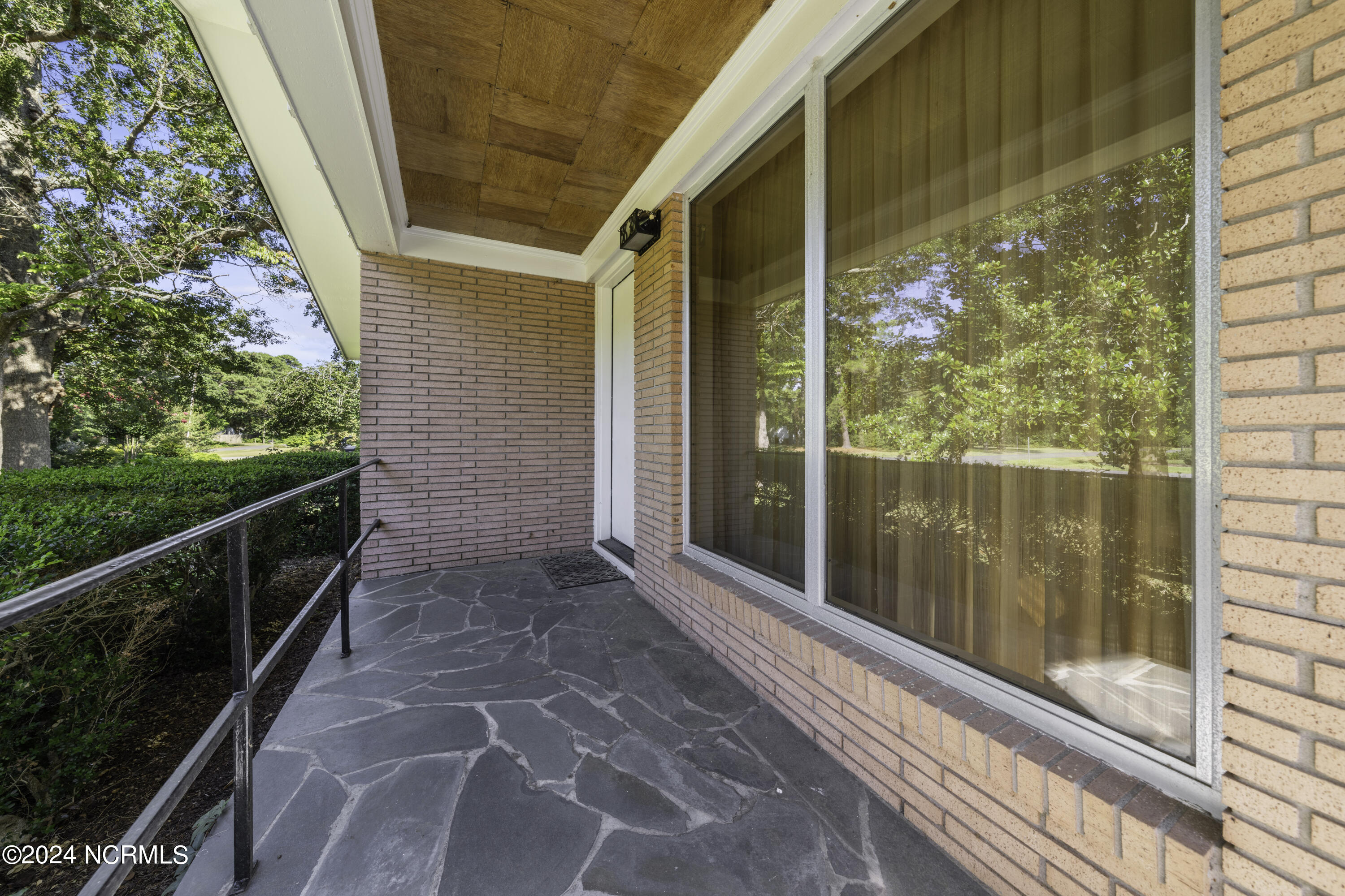 3838 Edgewood Road