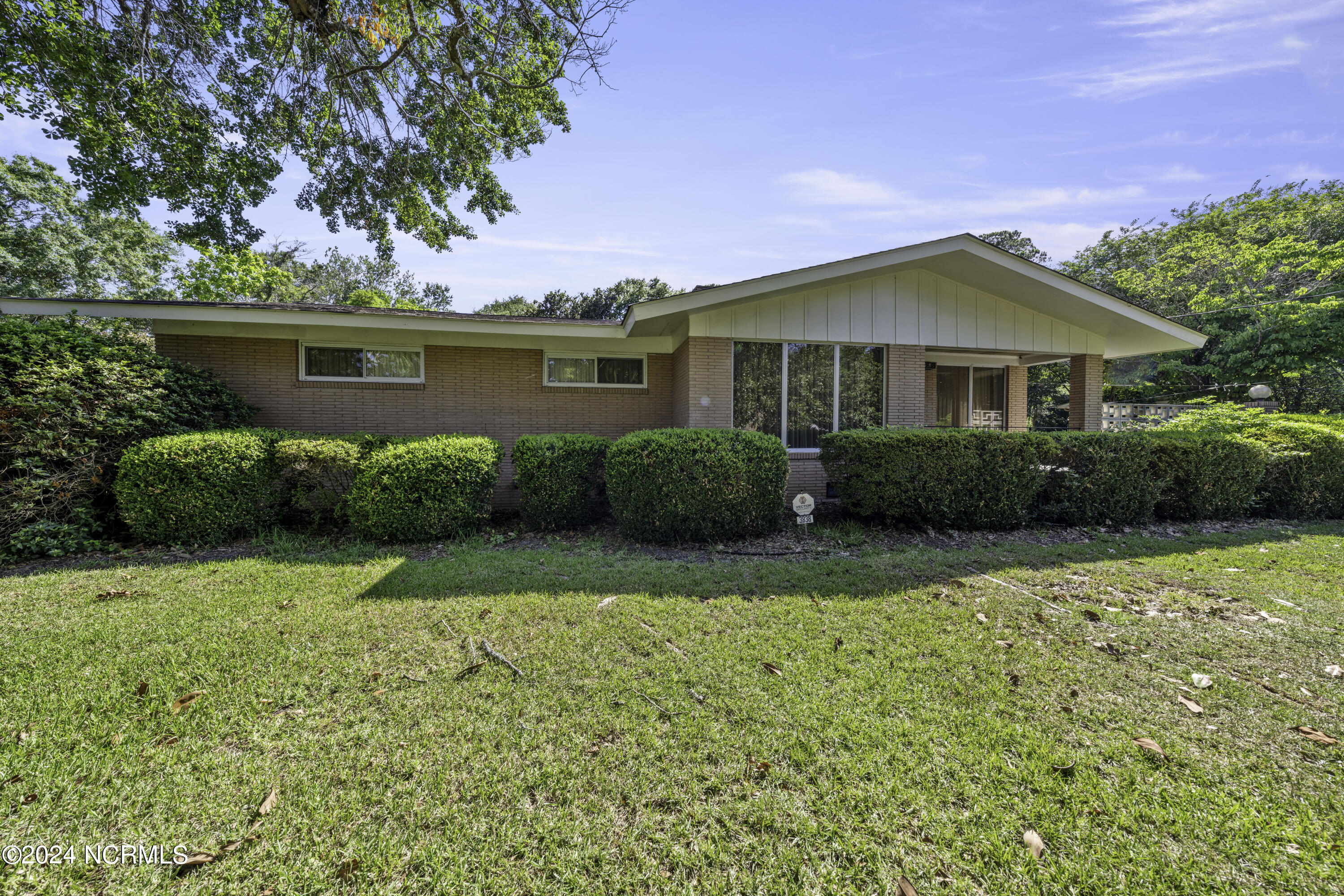 3838 Edgewood Road