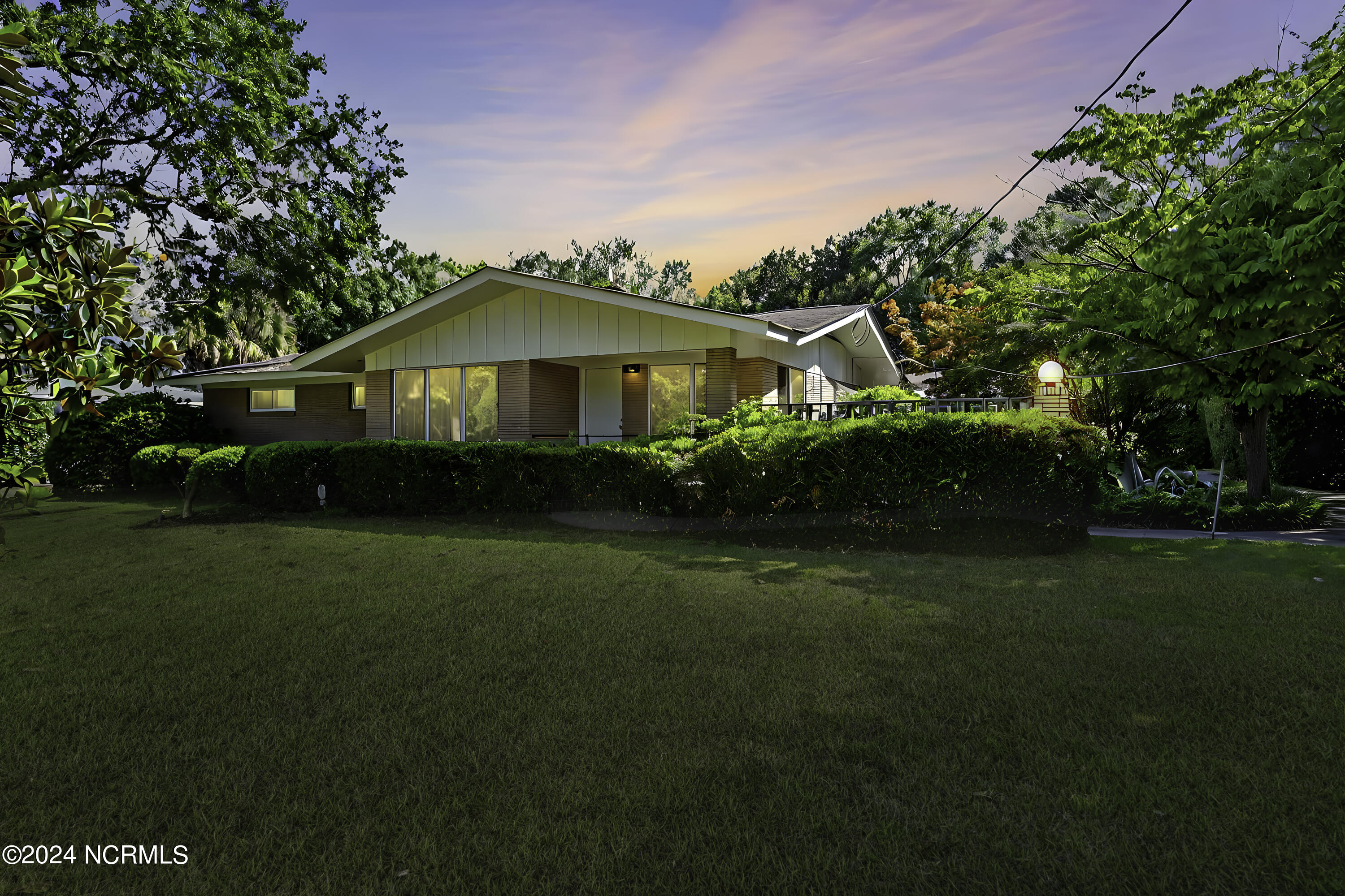 3838 Edgewood Road