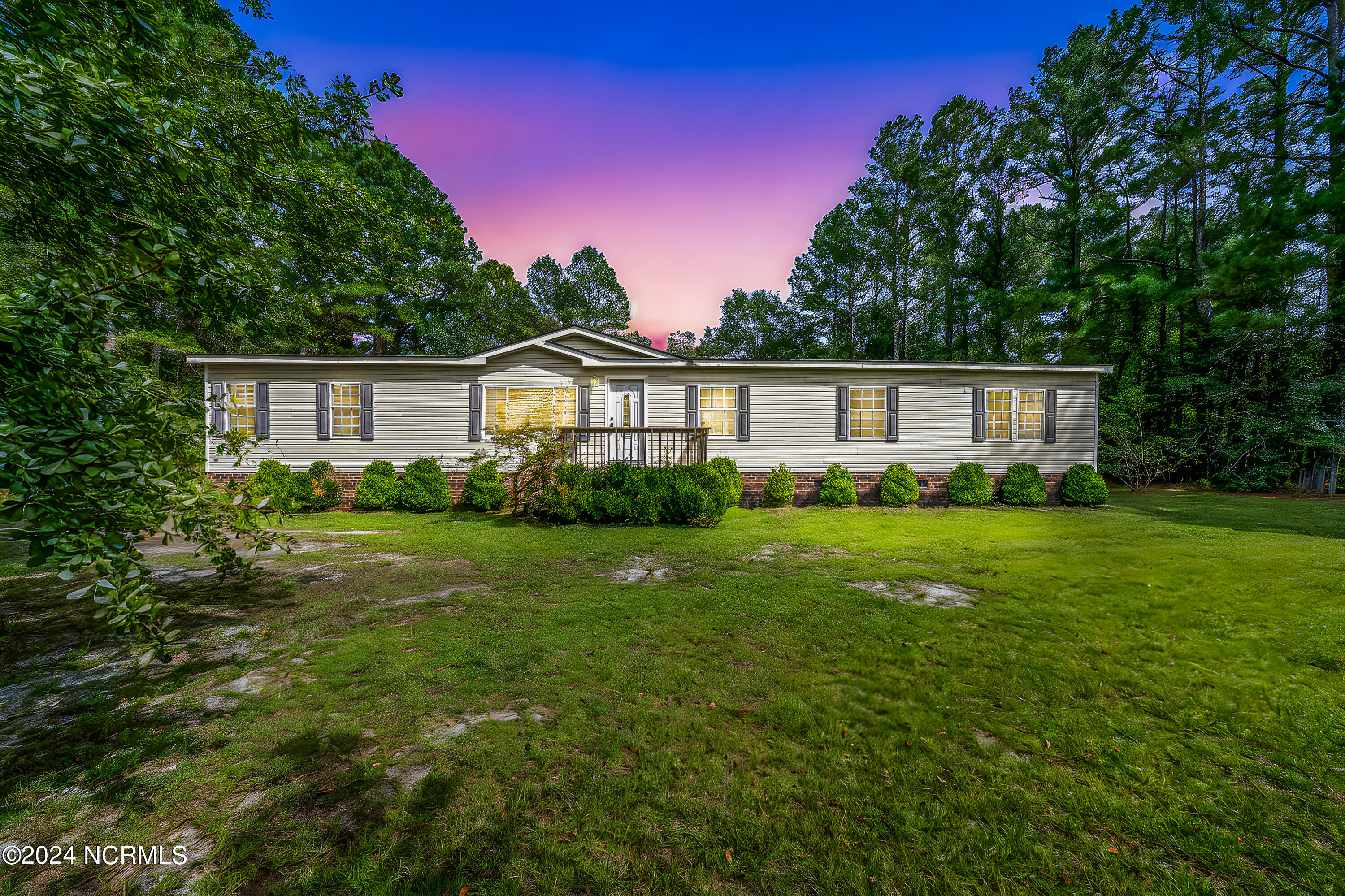 261 Creekstone Trail