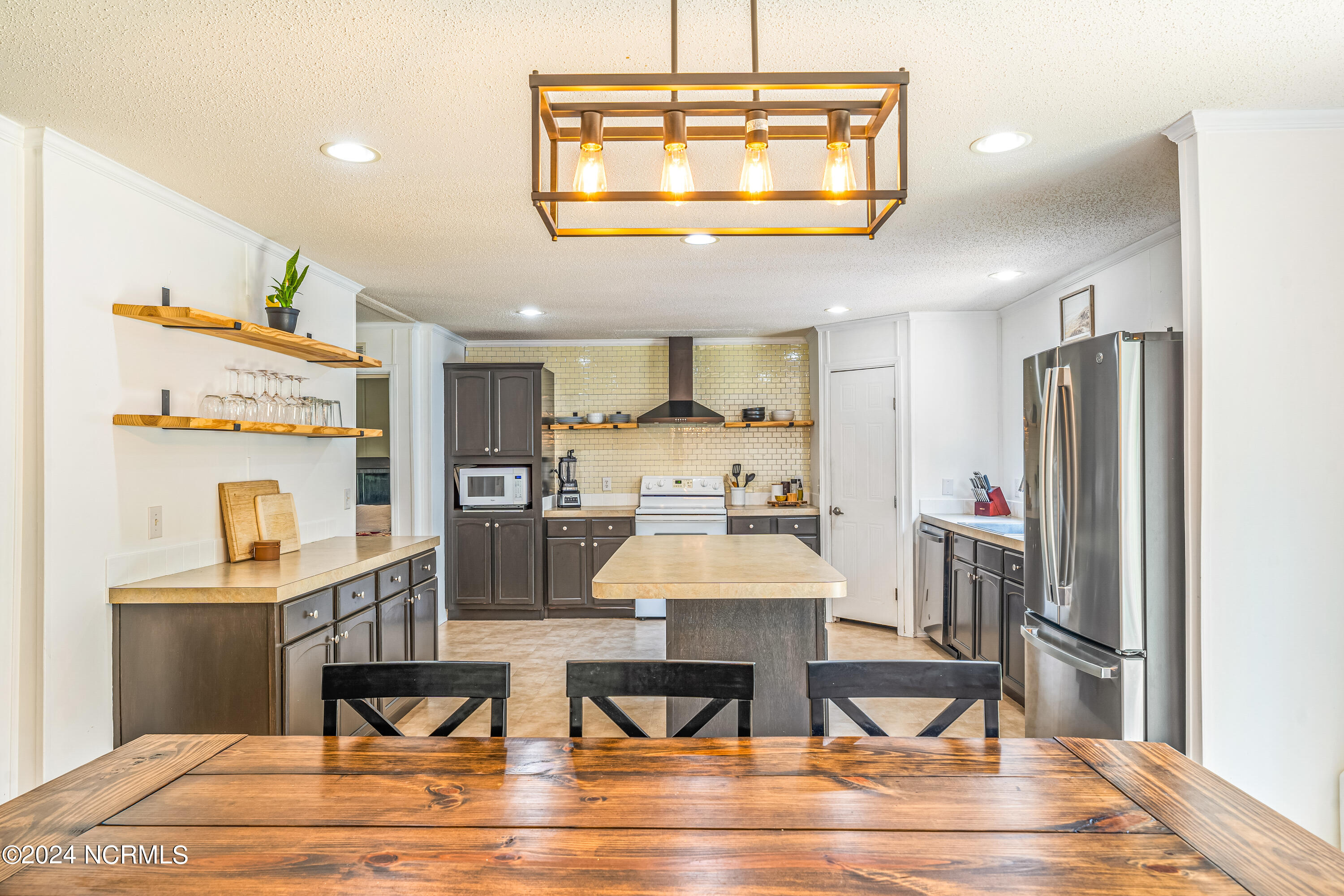 261 Creekstone Trail