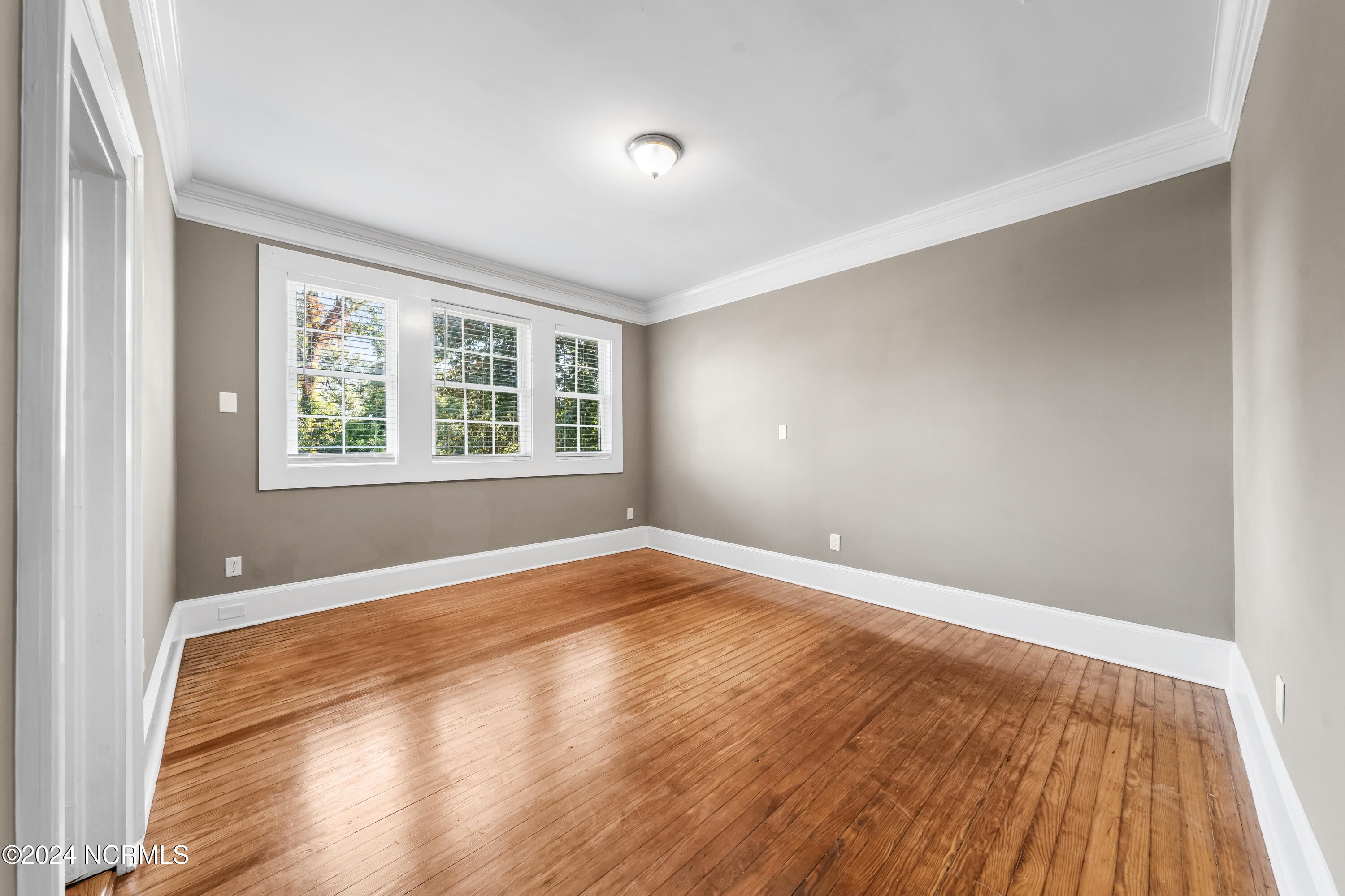 2305 Market Street