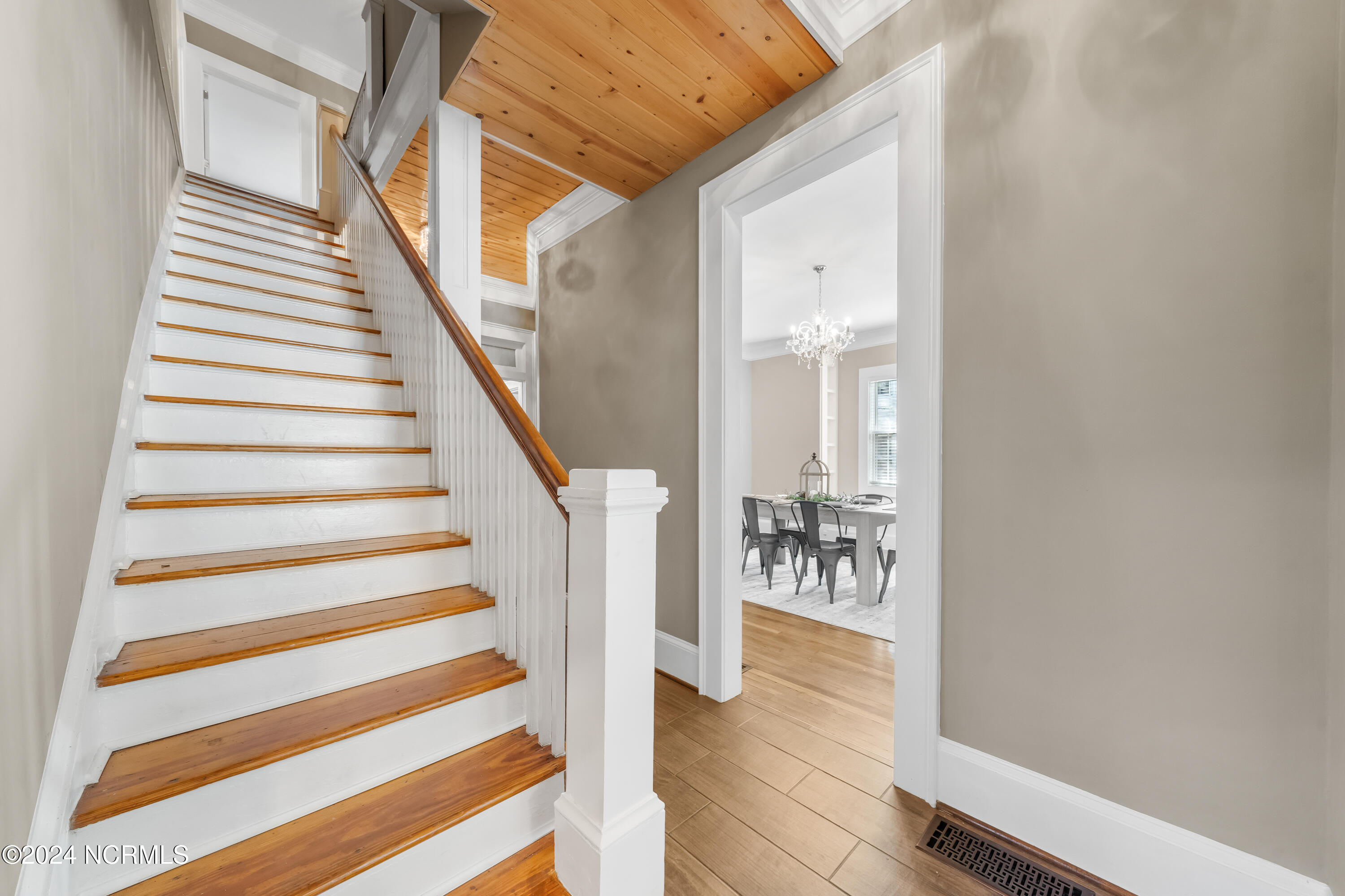 2305 Market Street