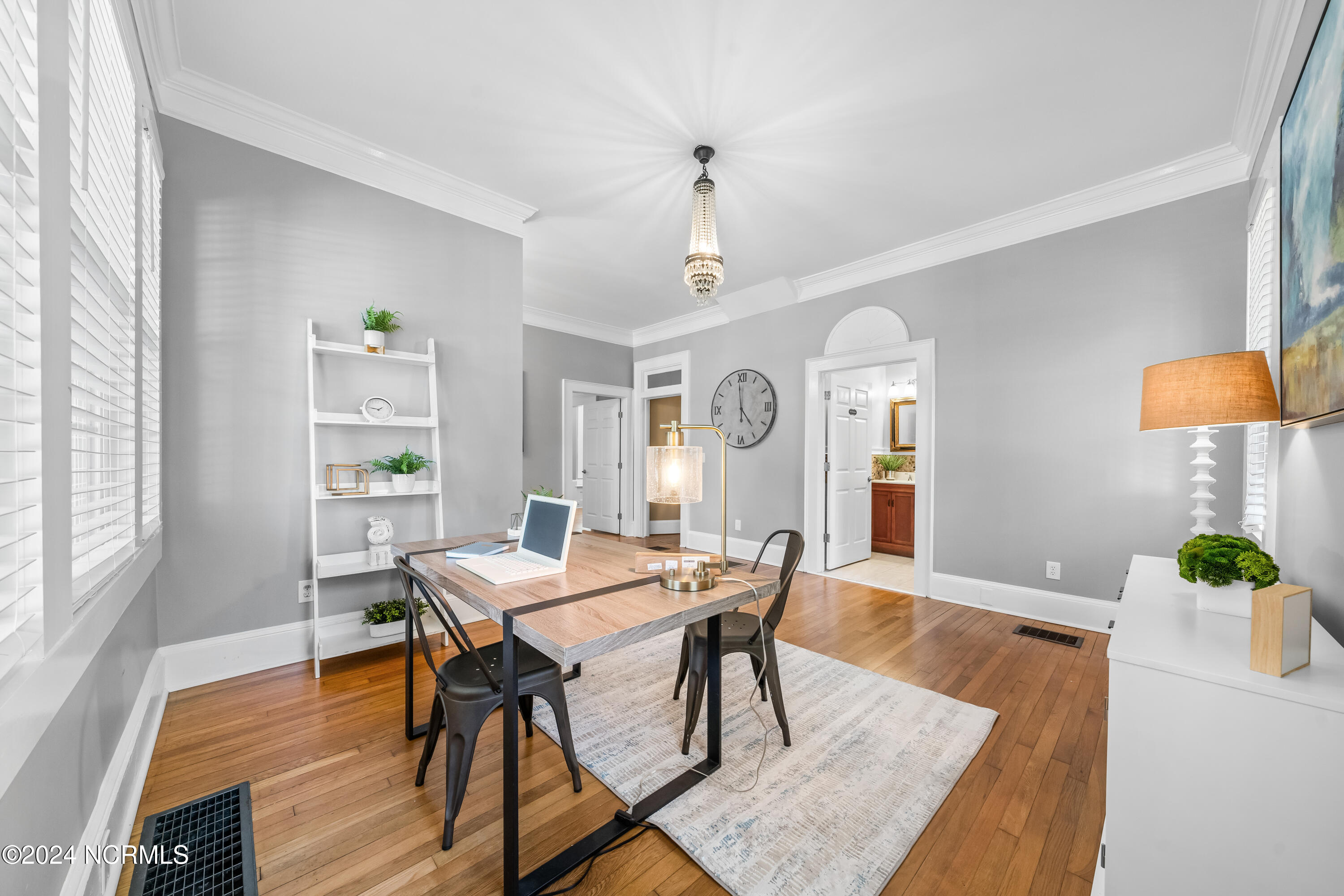 2305 Market Street