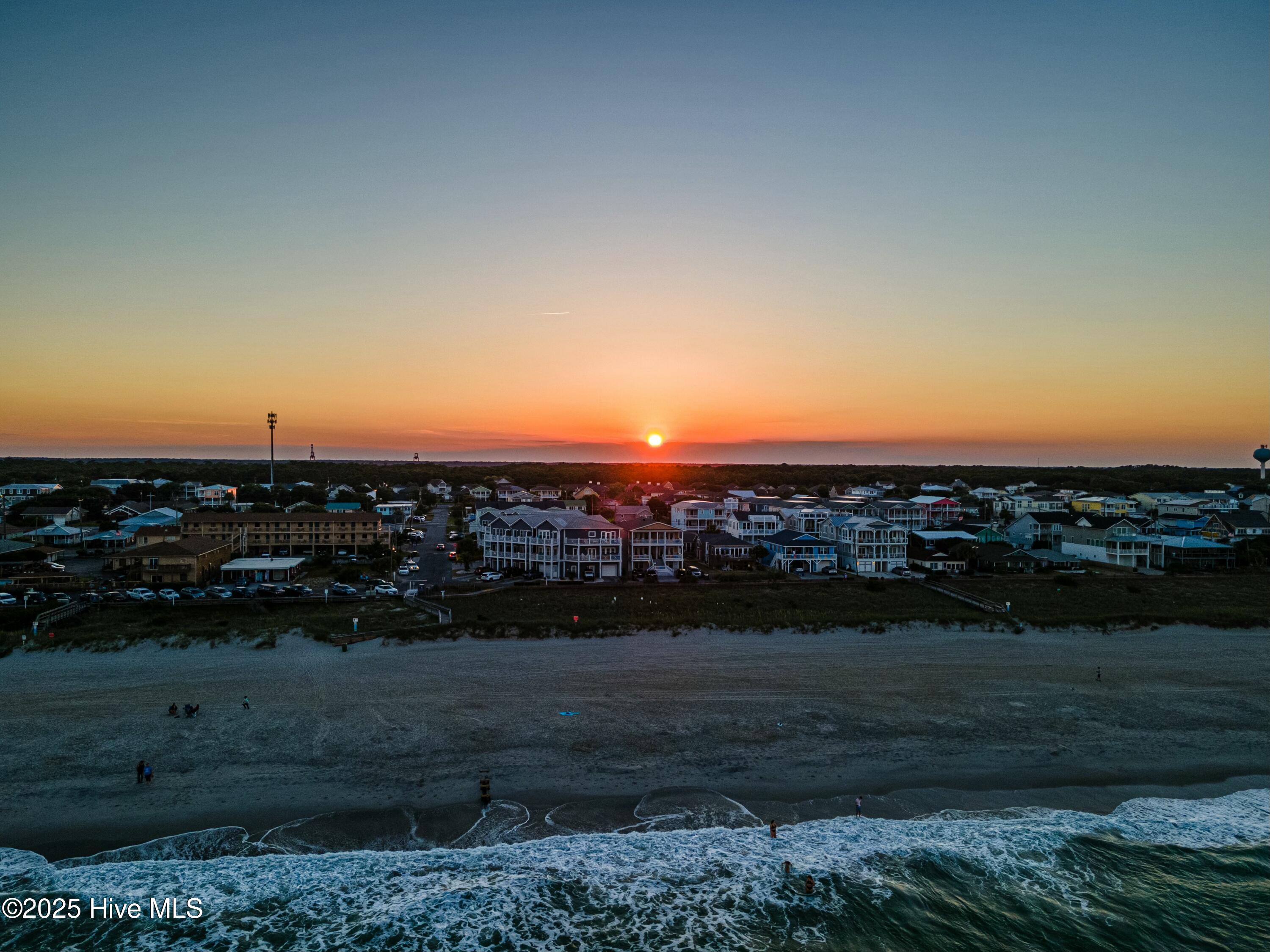 1016 Fort Fisher Boulevard S