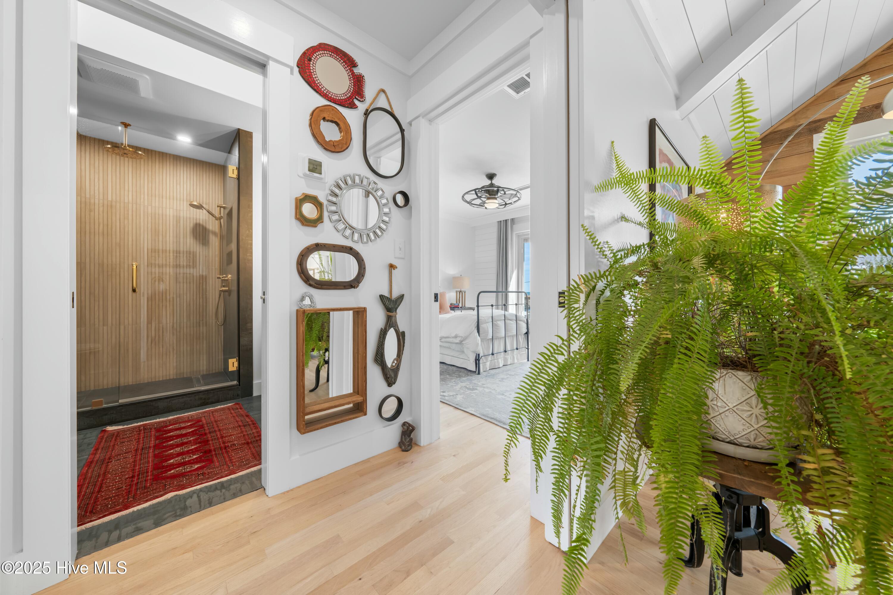 1016 Fort Fisher Boulevard S