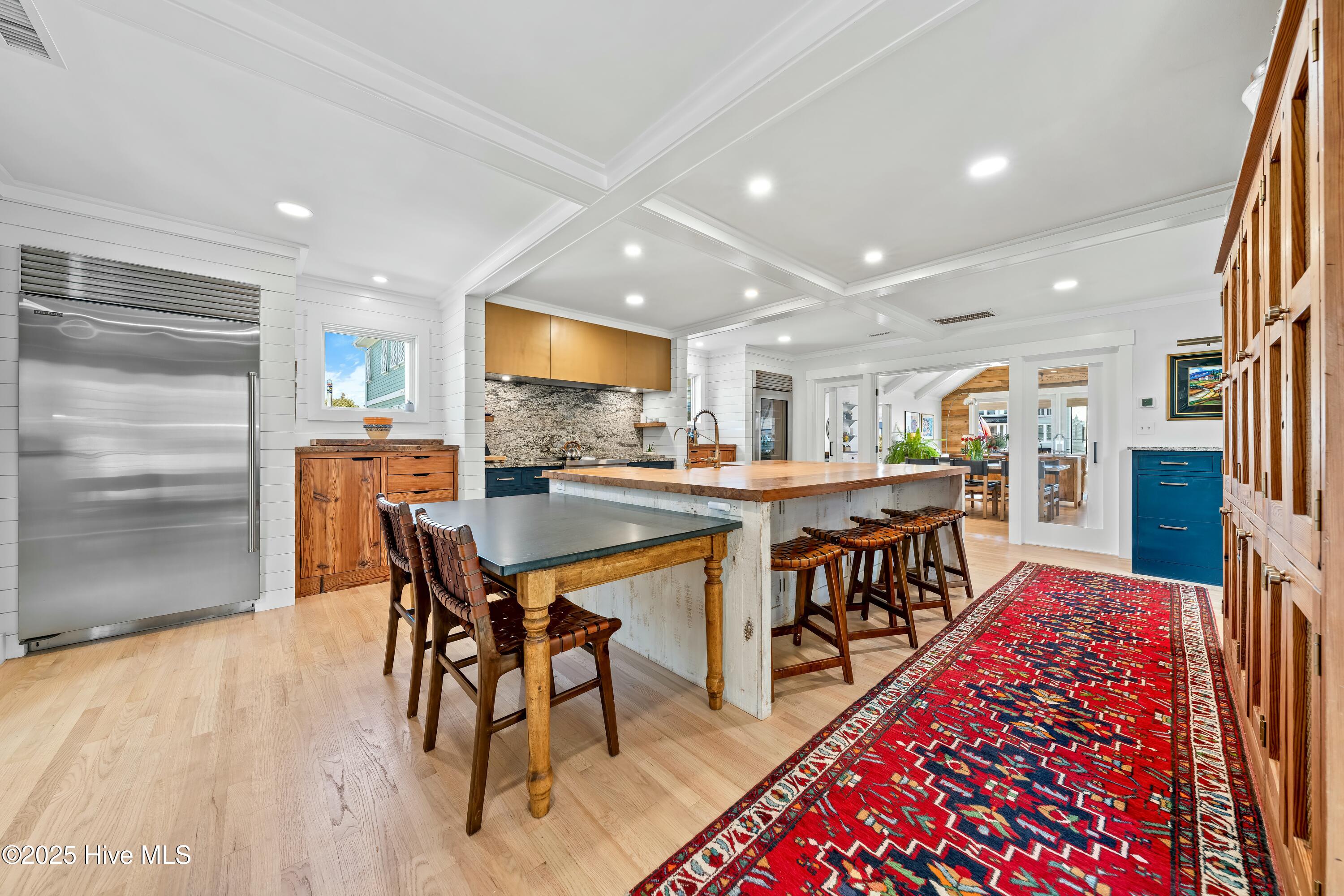 1016 Fort Fisher Boulevard S