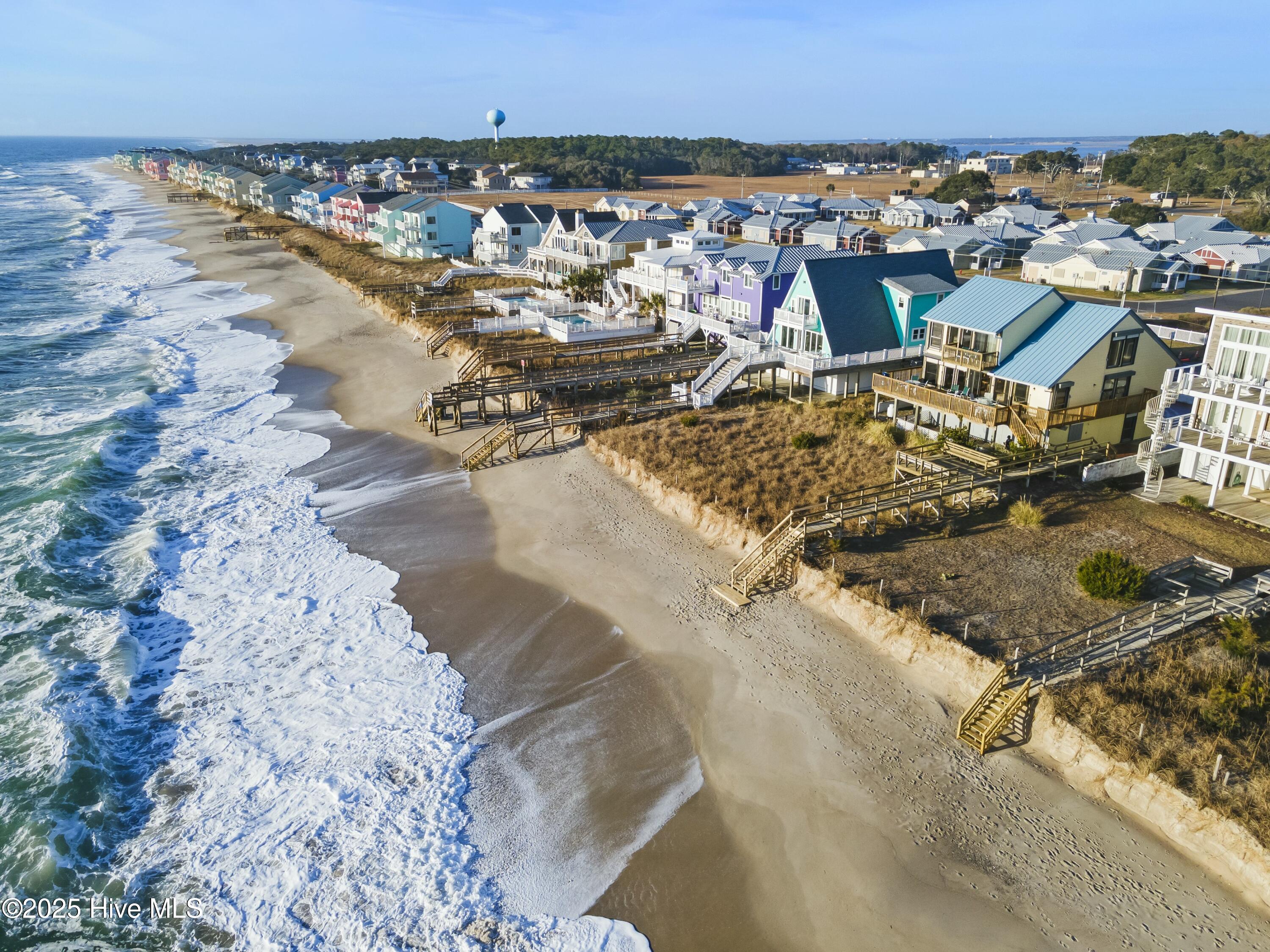 1016 Fort Fisher Boulevard S