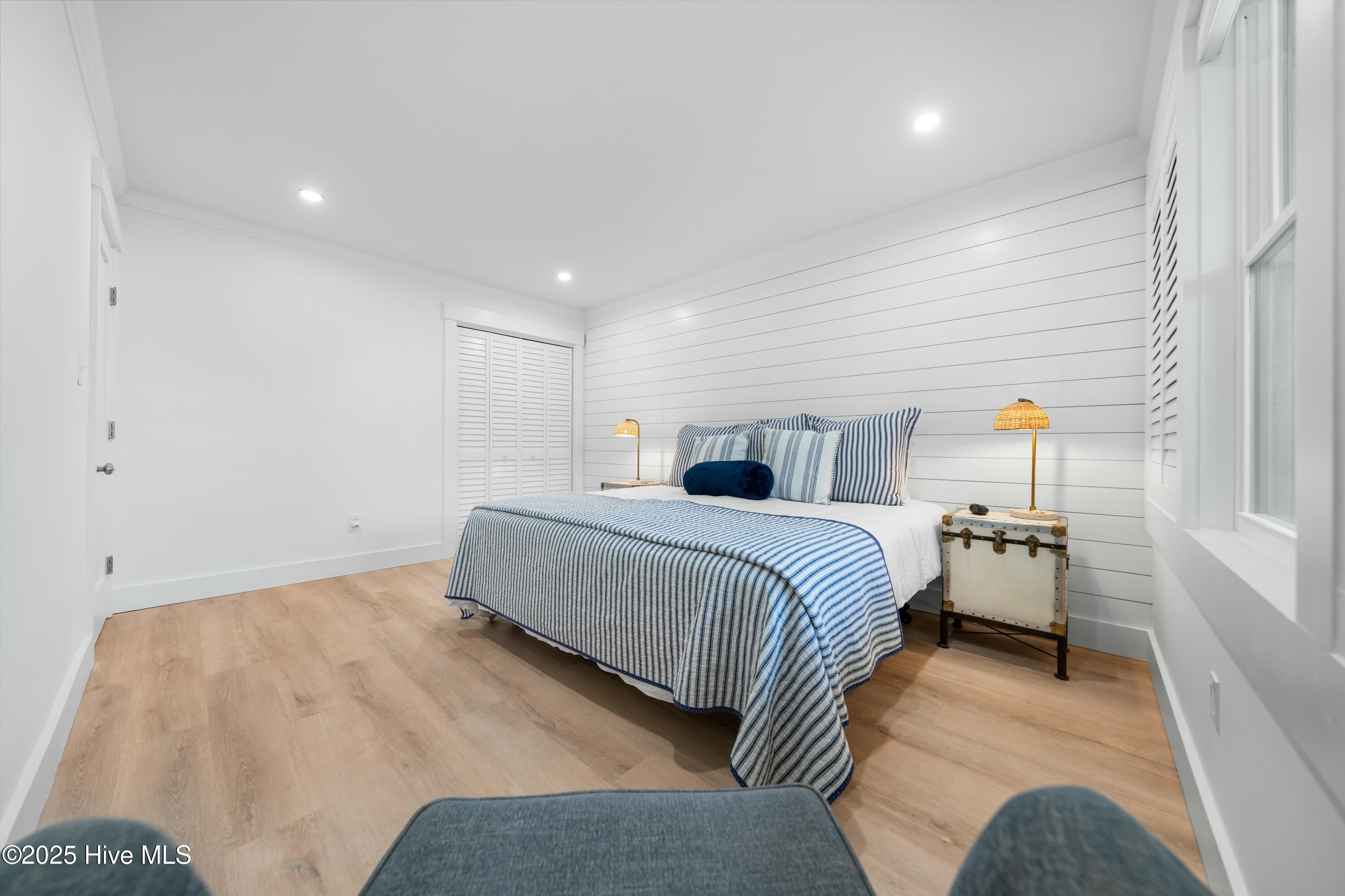 1016 Fort Fisher Boulevard S