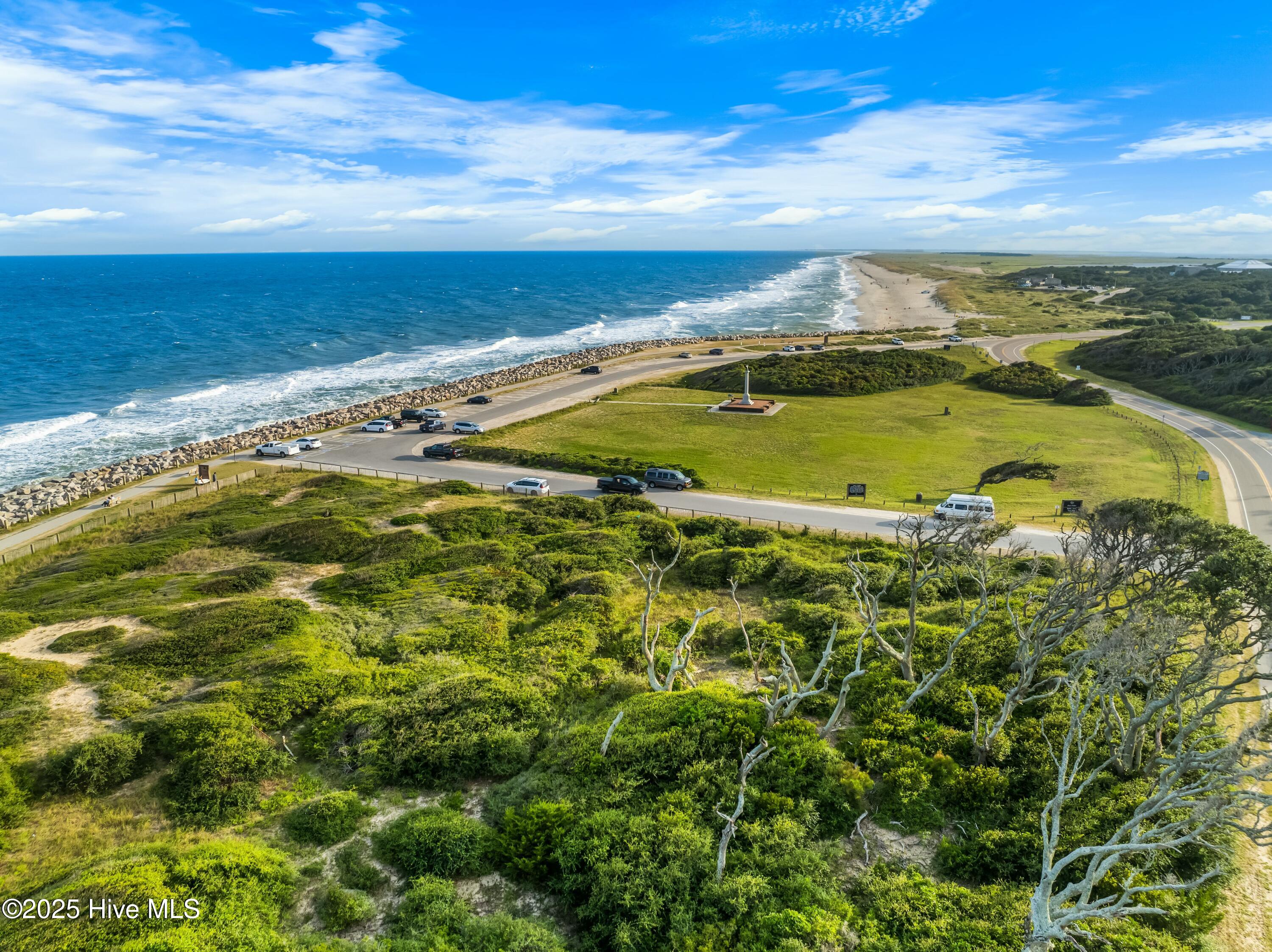 1016 Fort Fisher Boulevard S