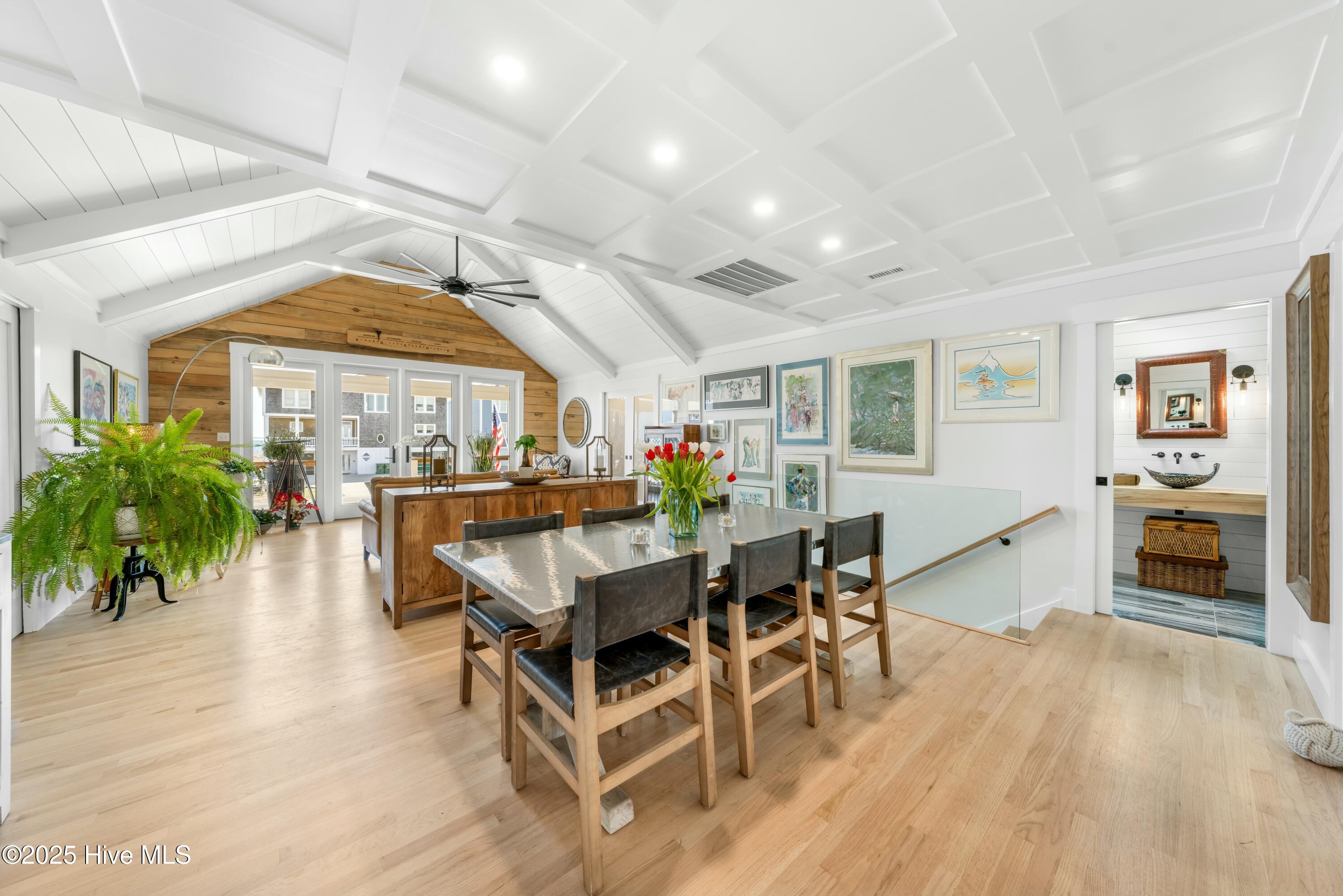 1016 Fort Fisher Boulevard S