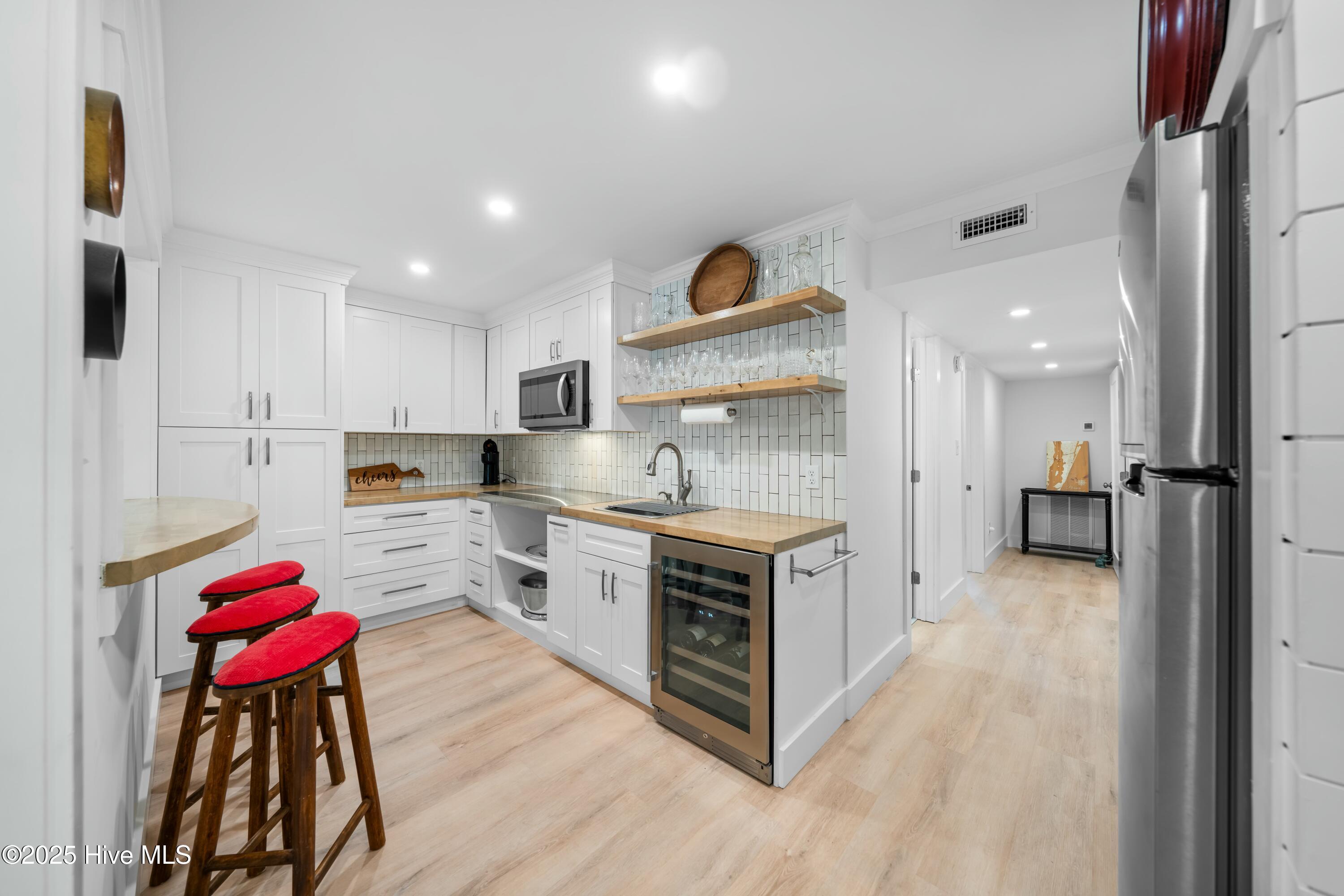 1016 Fort Fisher Boulevard S