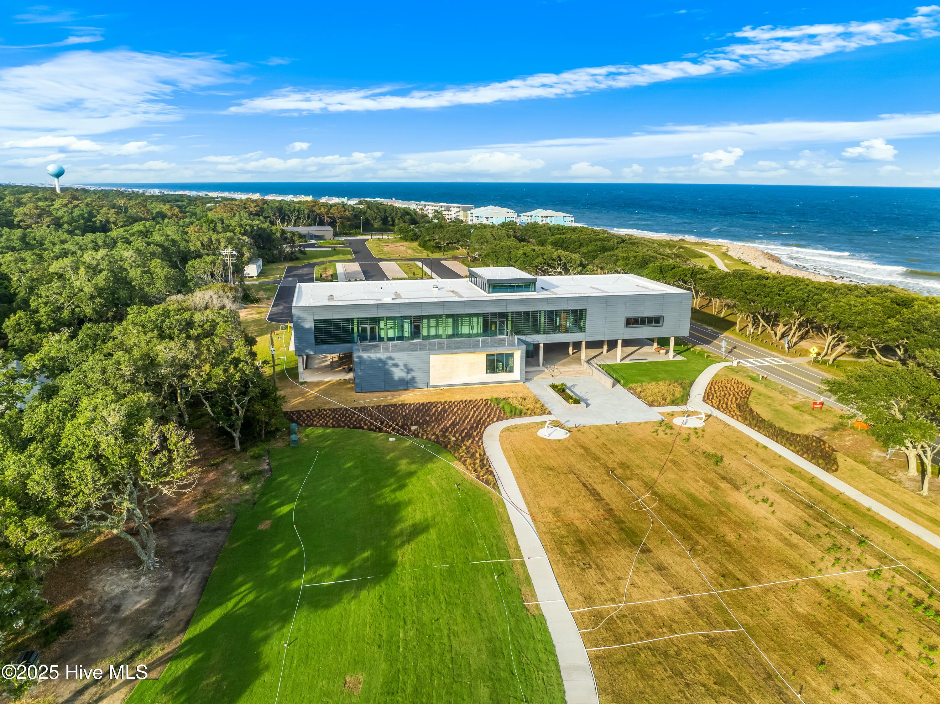 1016 Fort Fisher Boulevard S