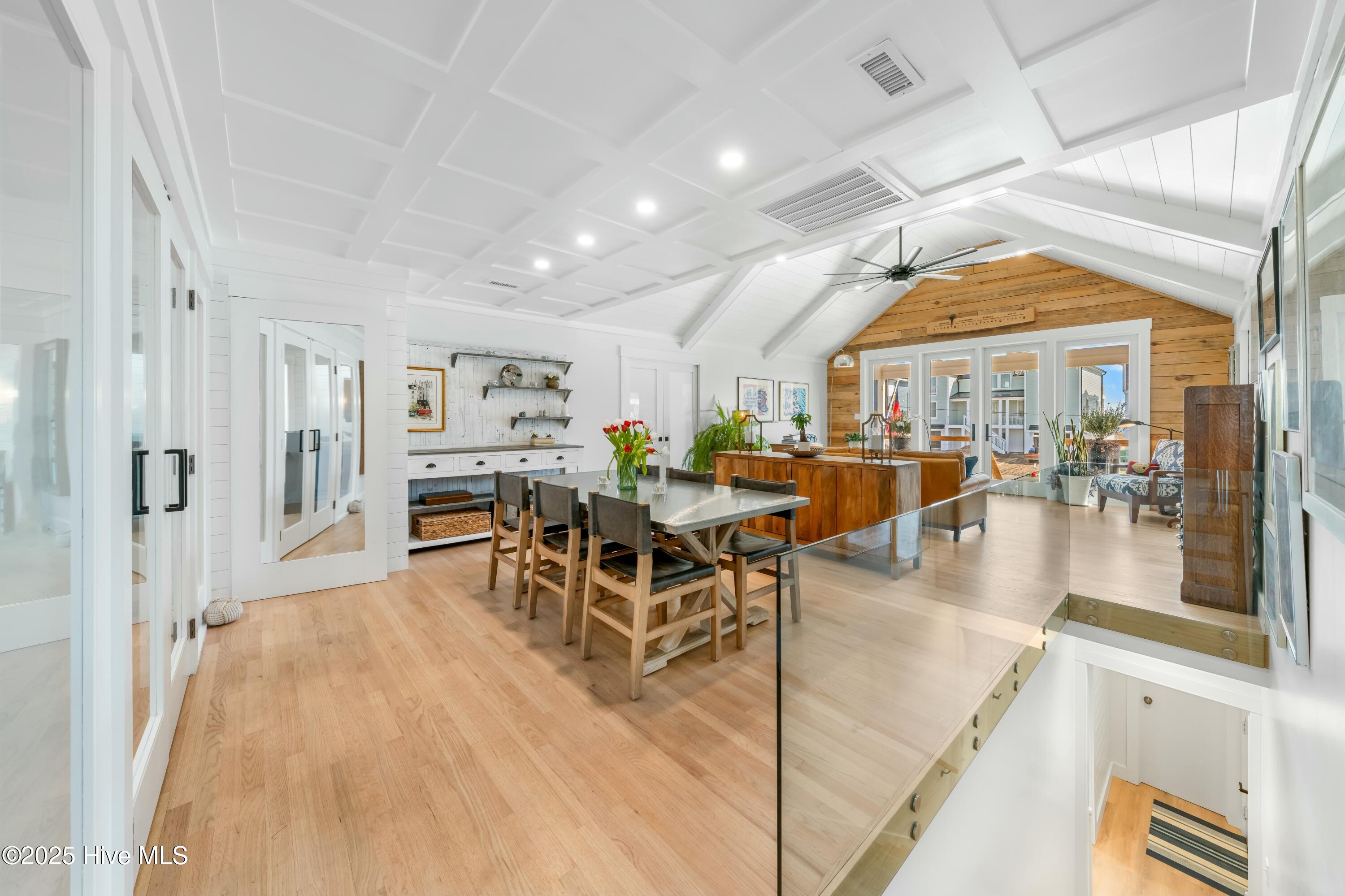 1016 Fort Fisher Boulevard S