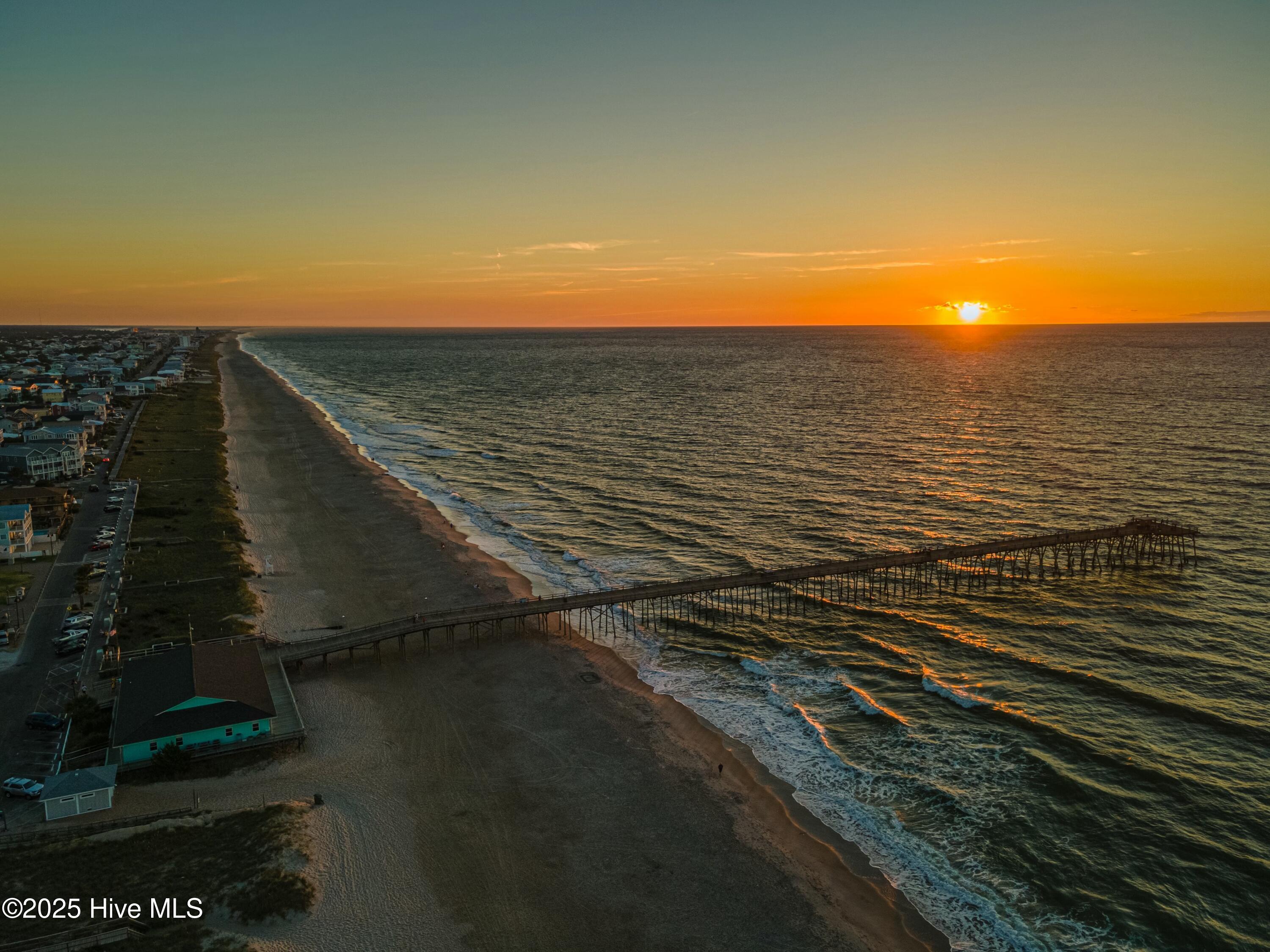 1016 Fort Fisher Boulevard S