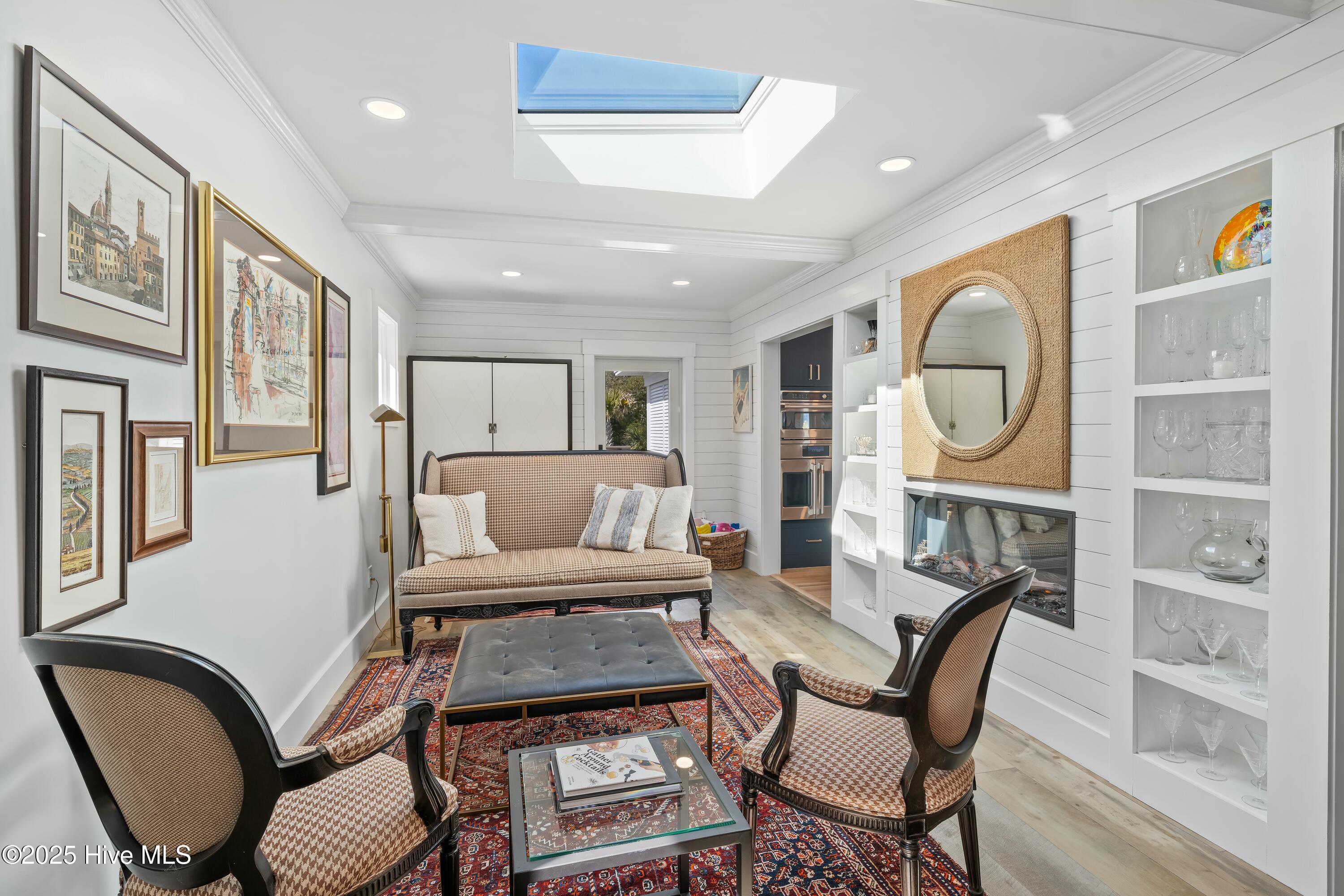 1016 Fort Fisher Boulevard S