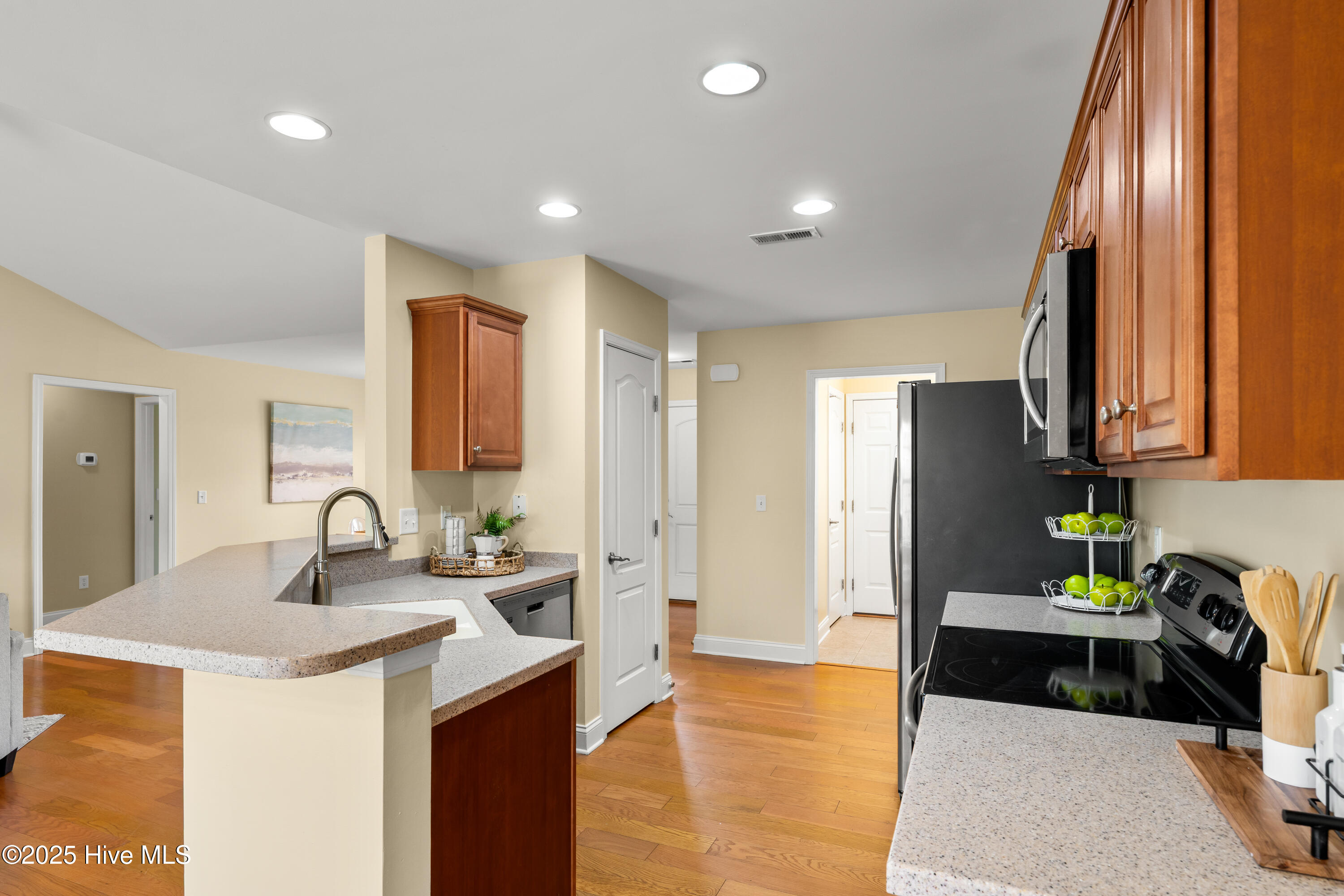 5015 Trumpet Vine Way