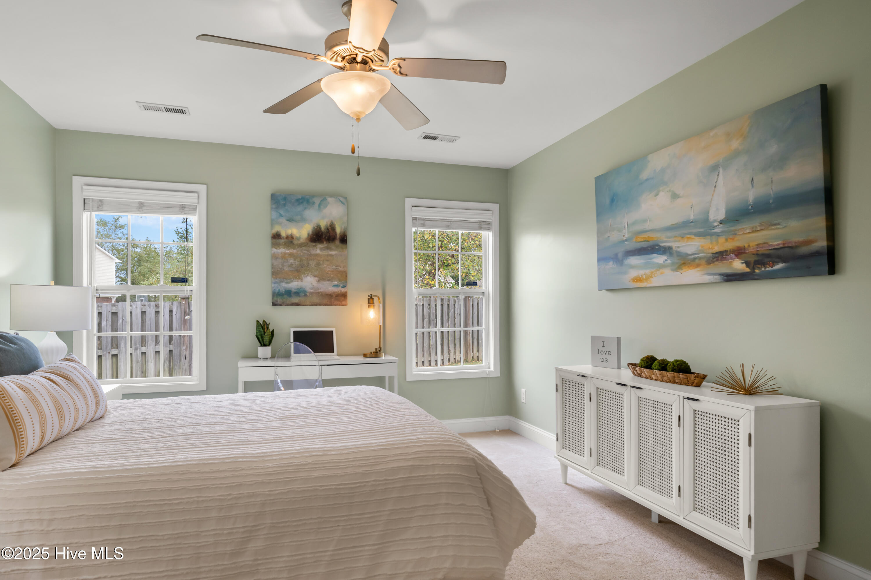 5015 Trumpet Vine Way