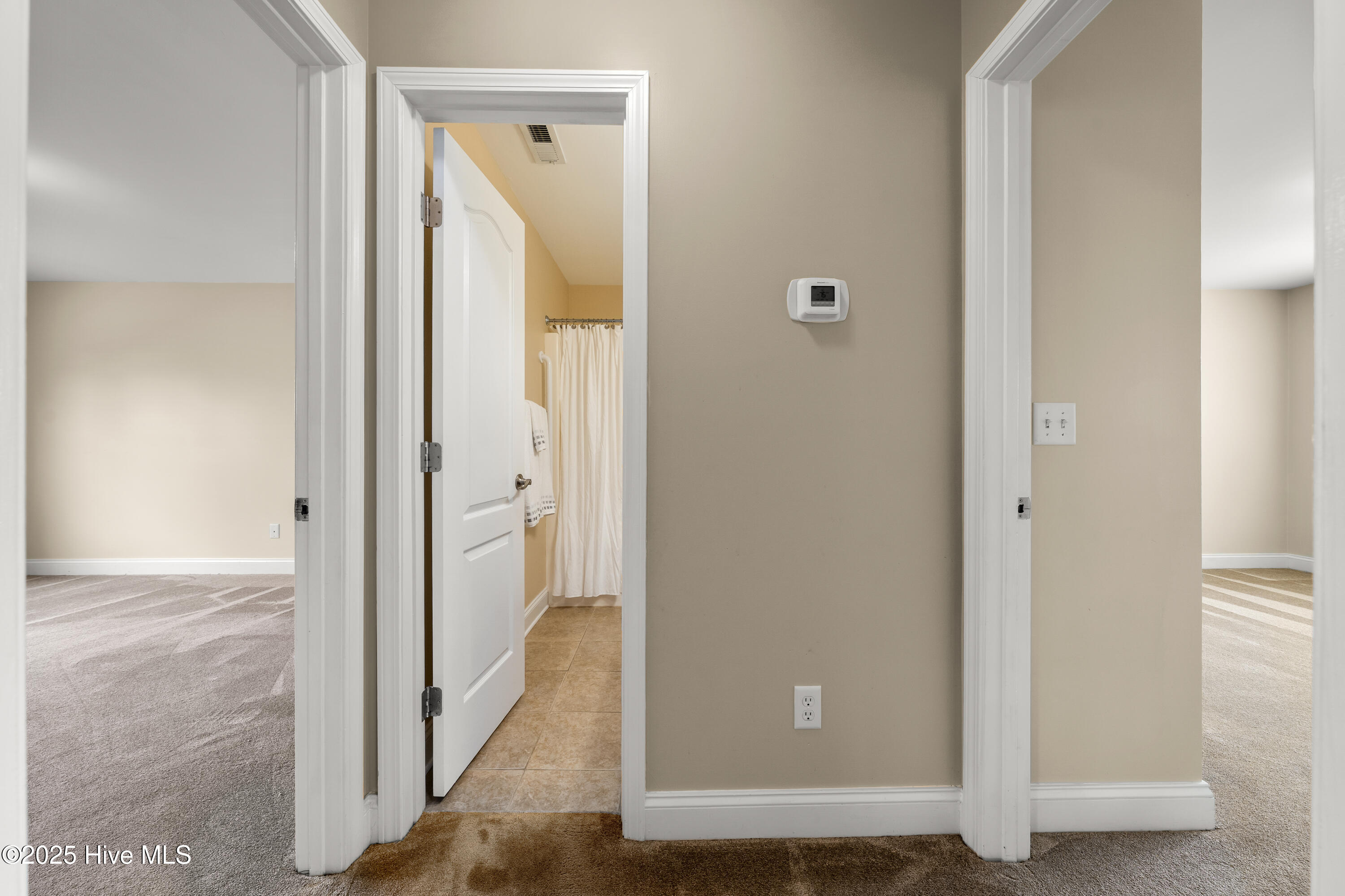 5015 Trumpet Vine Way