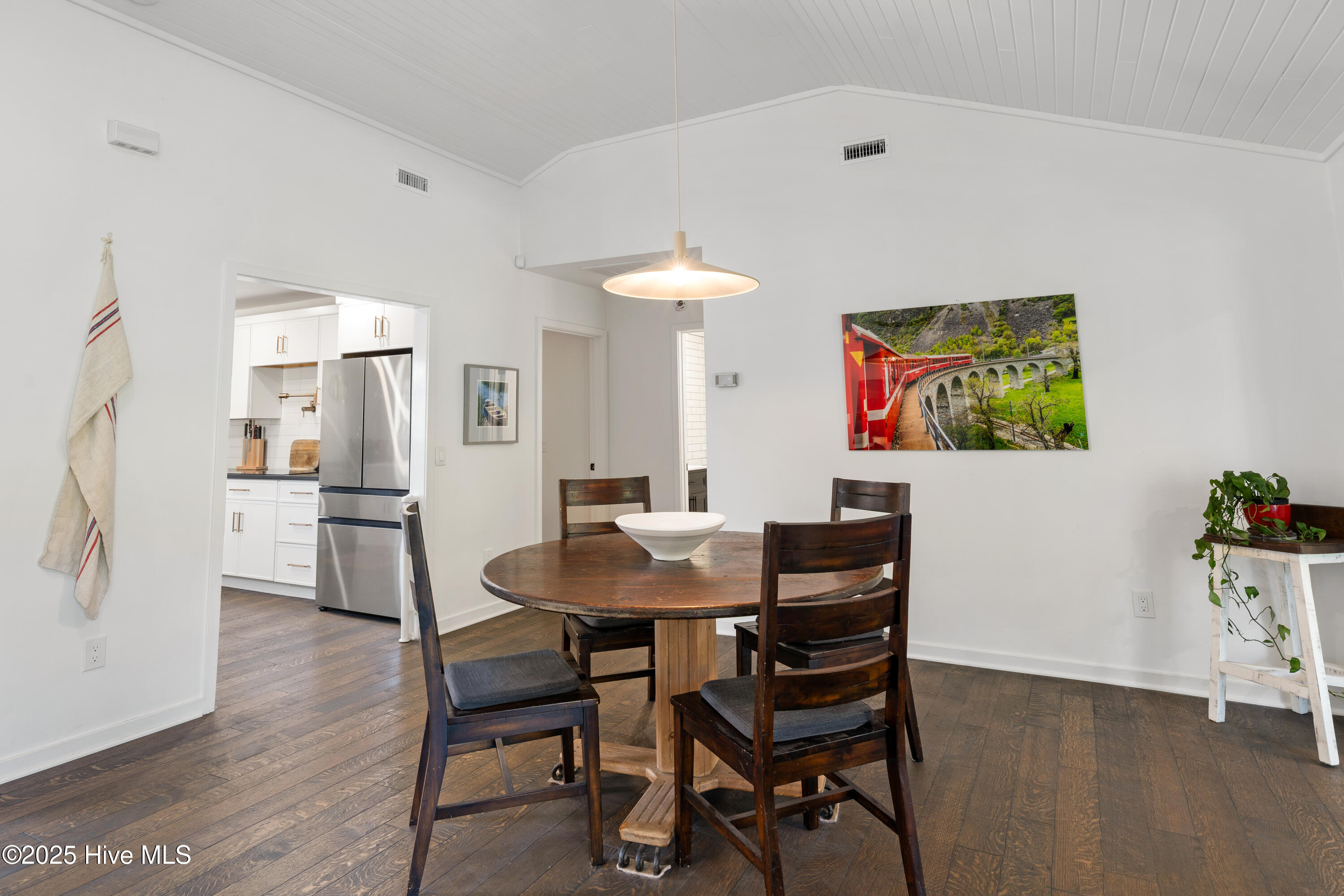 6659 Tidewater Lane