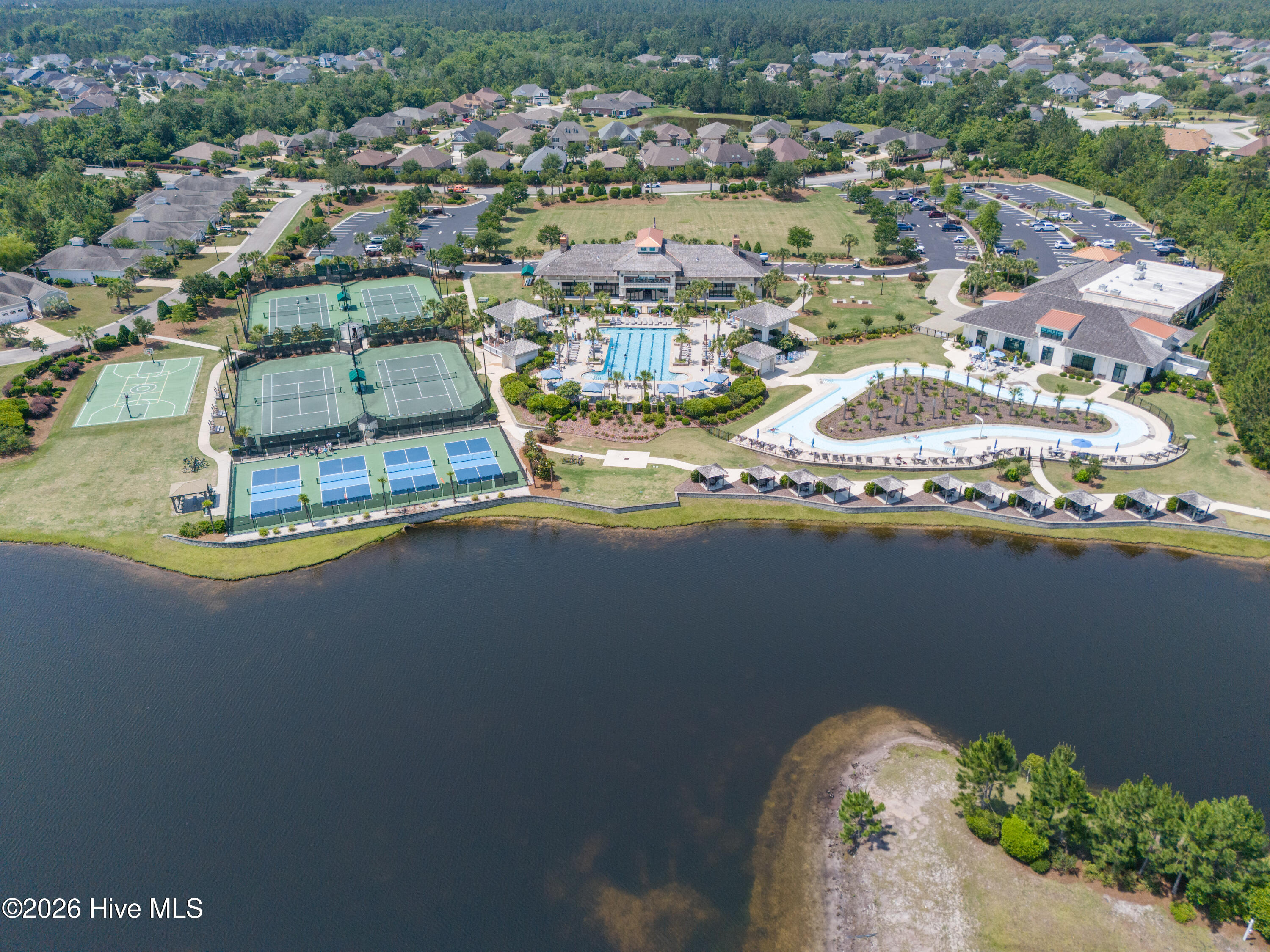 8241 Egret Pointe NE