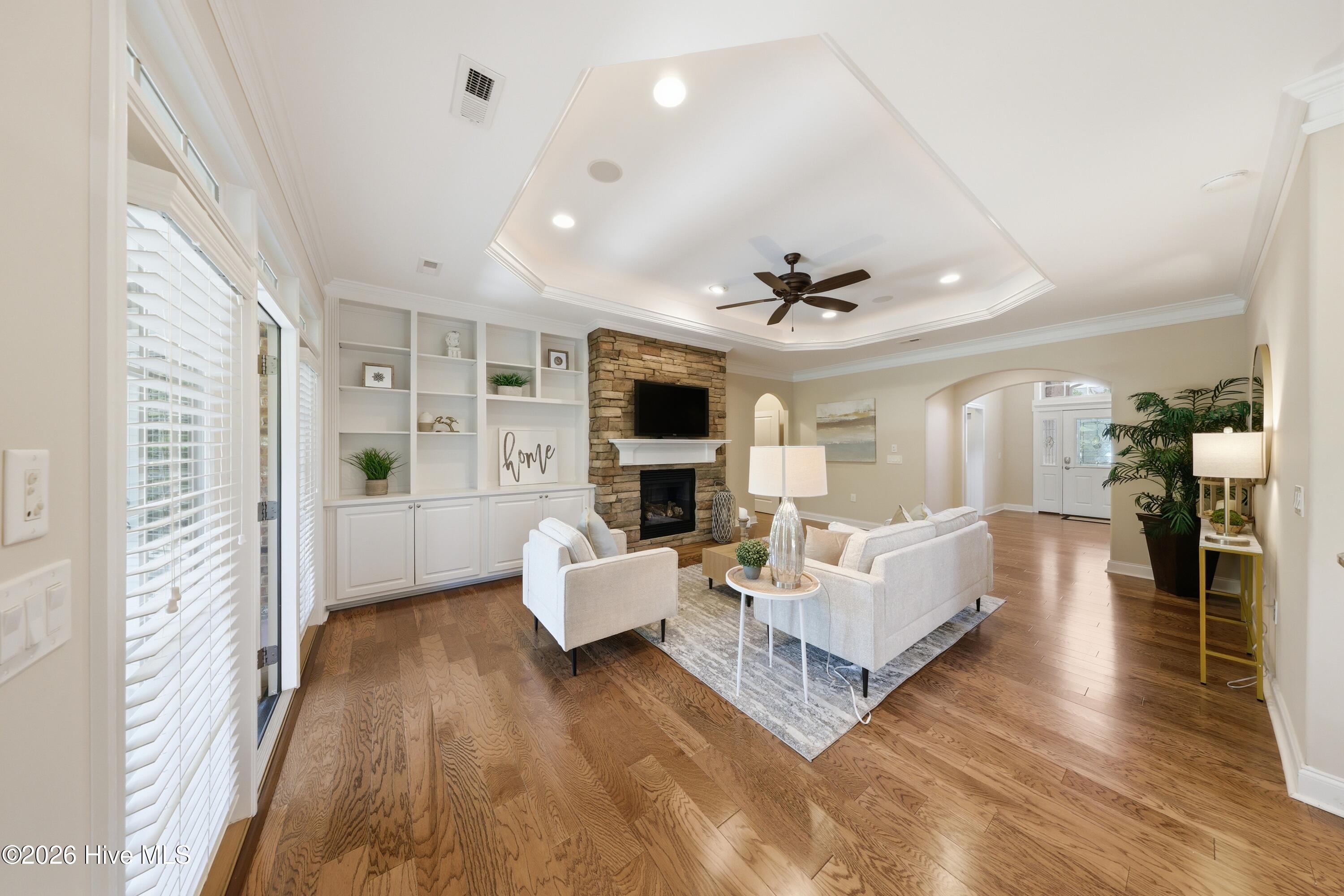 8241 Egret Pointe NE